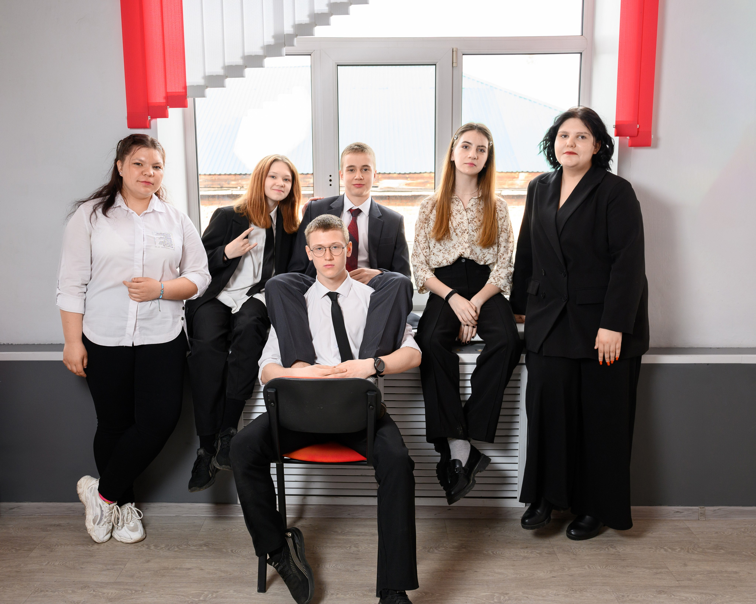 АСОШ № 1, 9А класс. Фотоальбомы для выпускников школ и детских садов в Республике Алтай и за её пределами