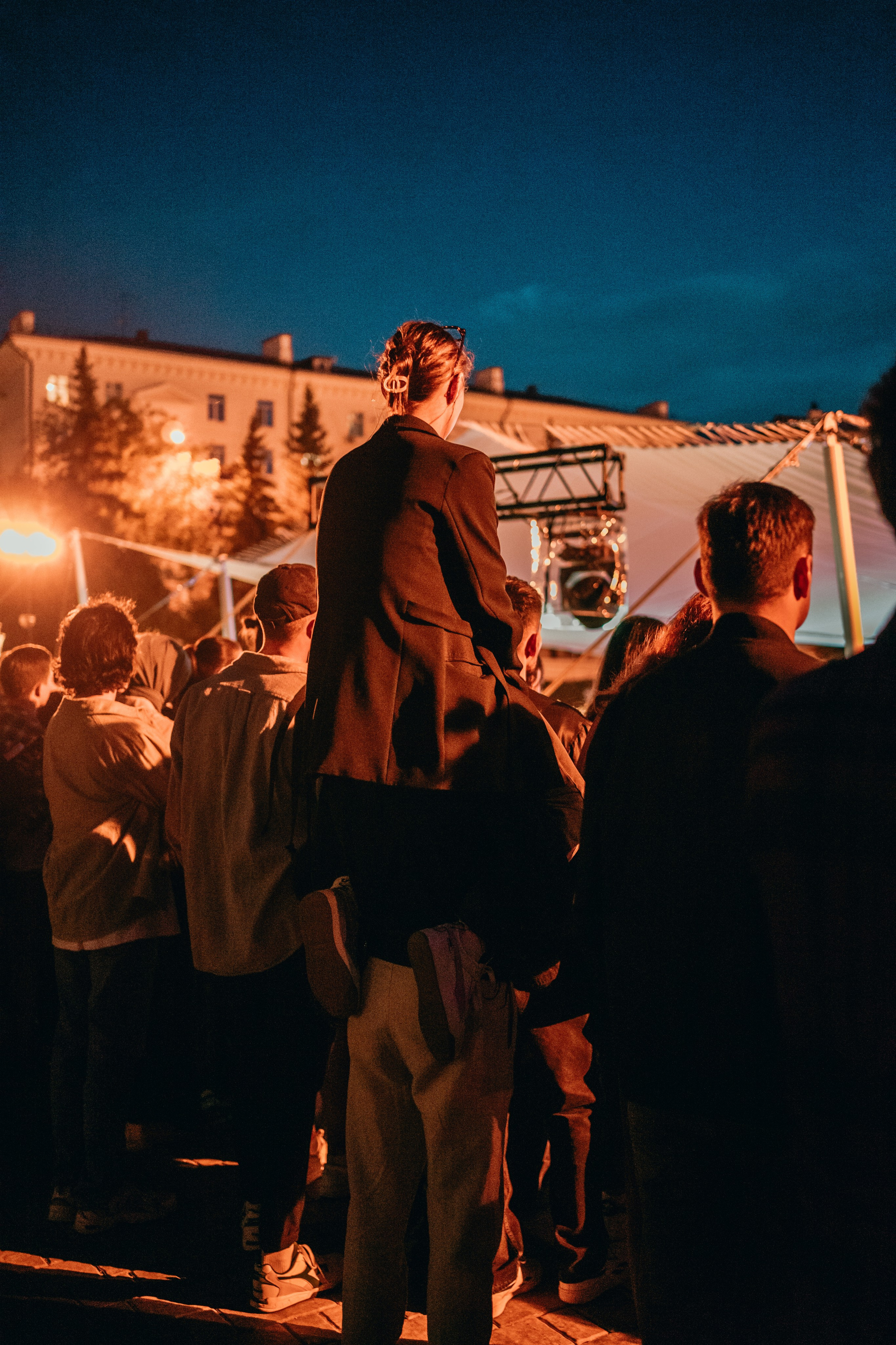 Саша сулим // чёрное озеро. Главная