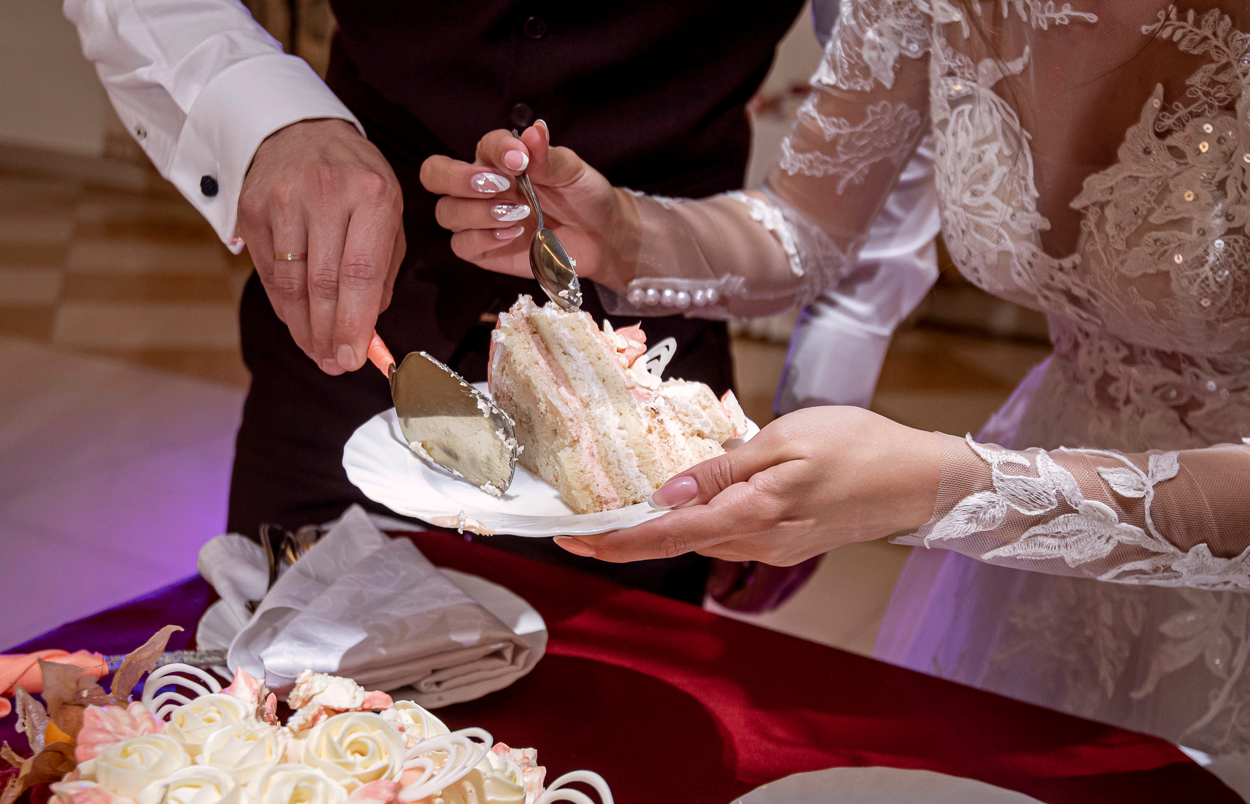 Свадьба Ани и Жени в Петергофе. Свадебный фотограф Наталья Немцева в Санкт-Петербурге