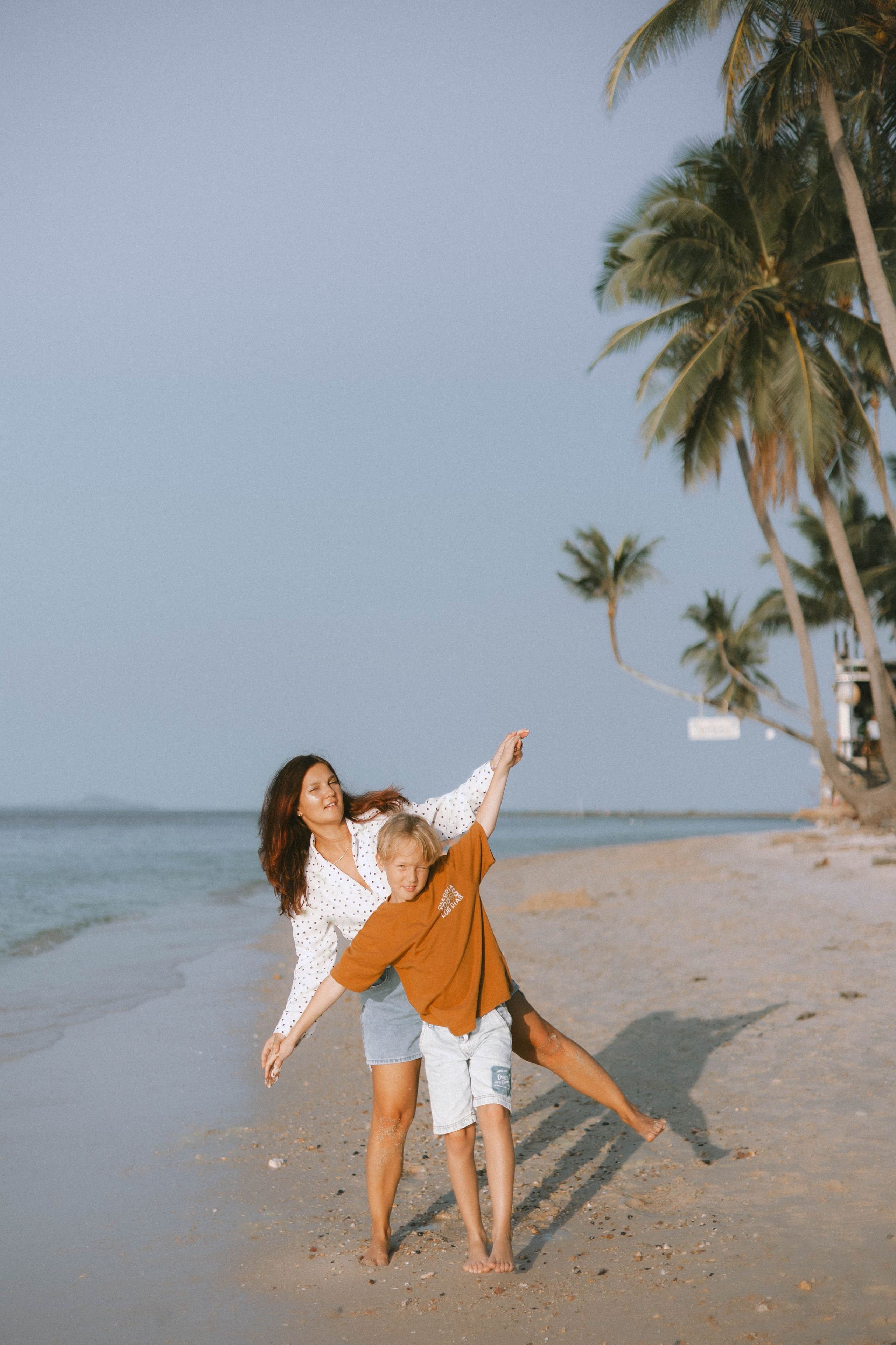 Алиса с семьей / Самуи. Семейный и детский фотограф в Москве Анастасия Каипова