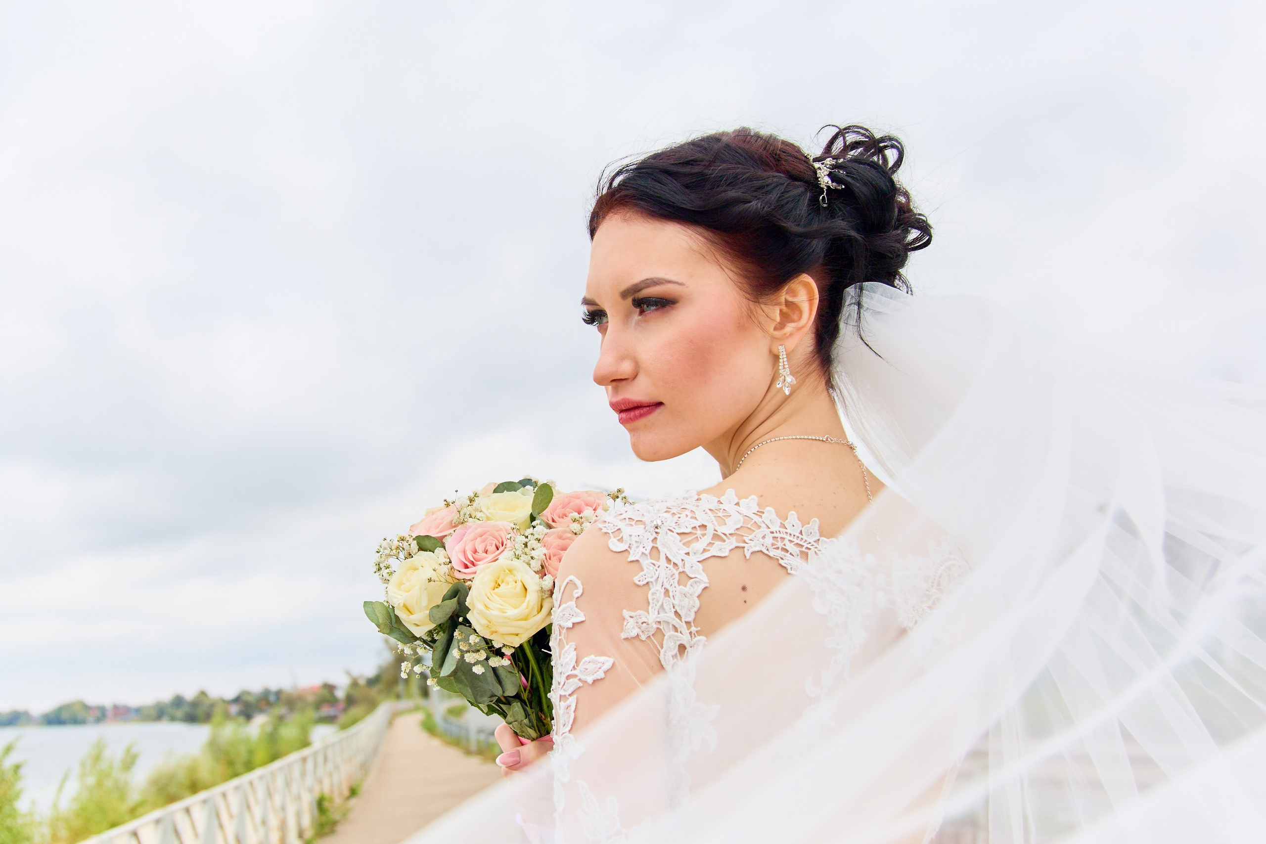 Фото и видео на свадьбу. Свадебный видеограф и свадебный фотограф в Самаре Олег Слеб