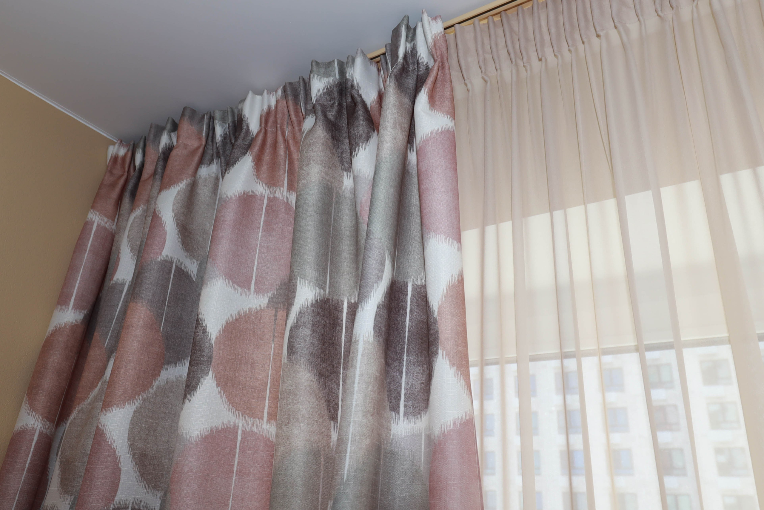 Шторы 3. Съемка в студии под ваш запрос, съемки архитектурных объектов — Александр Евстигнеев — фотограф Москва