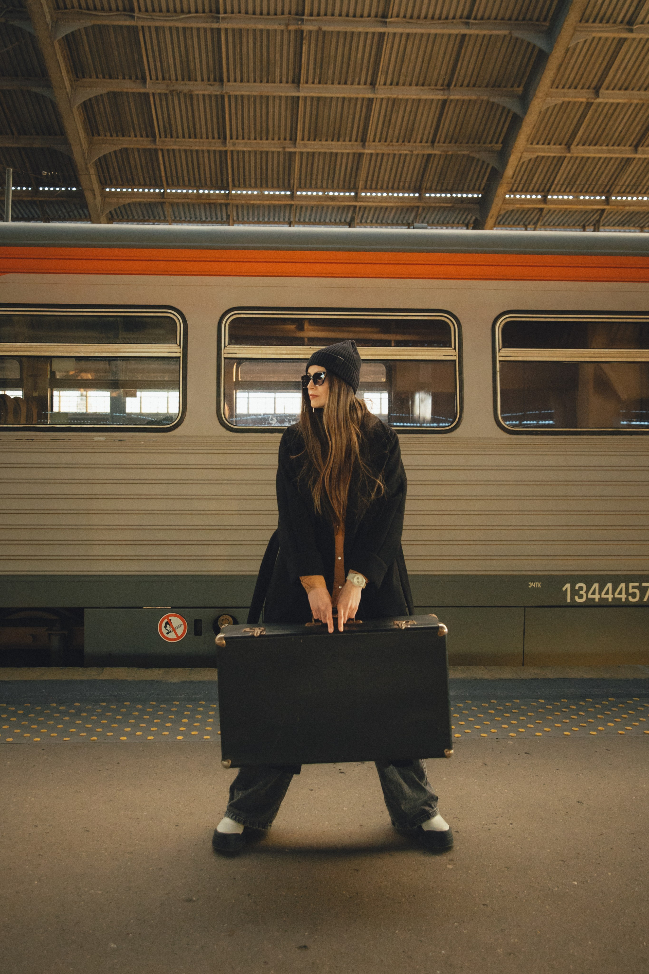 Дина / Южный вокзал. Фотограф Калининград Илья Миллер