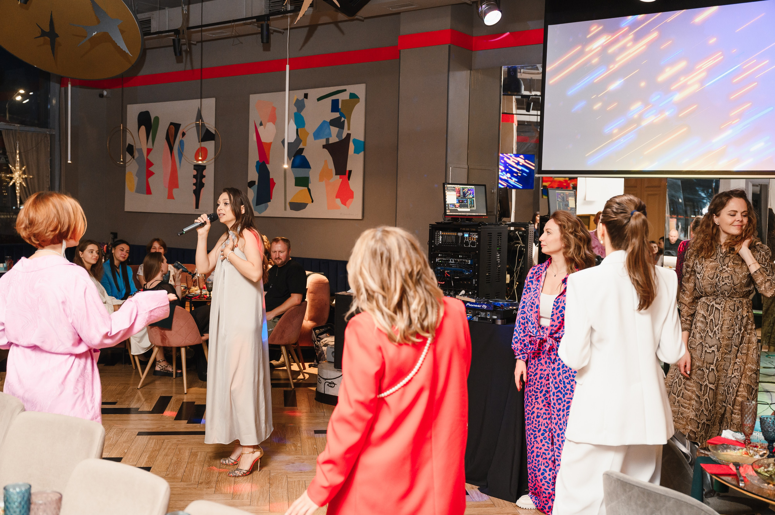 День рождения в формате выступления. Wedding and family photographer USA