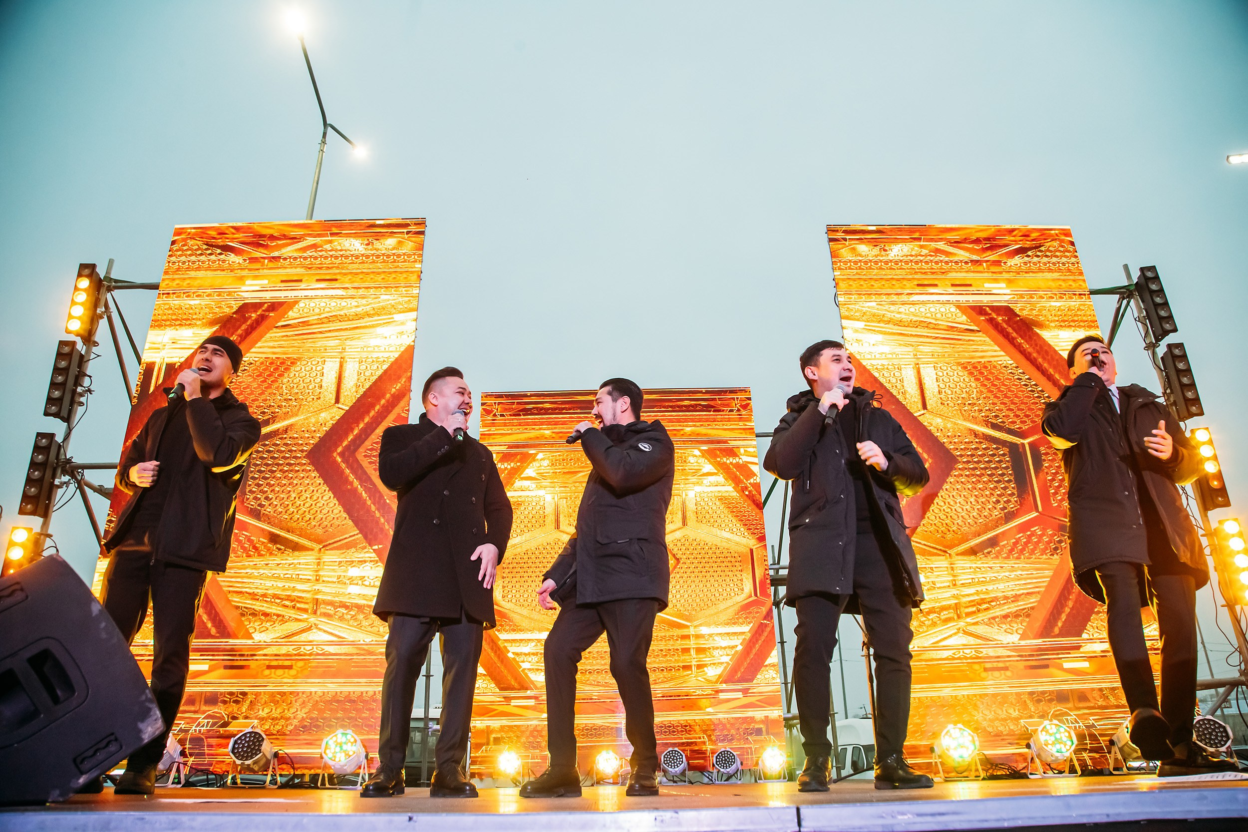 10 лет BatyrMall. Кипятком Павлодар