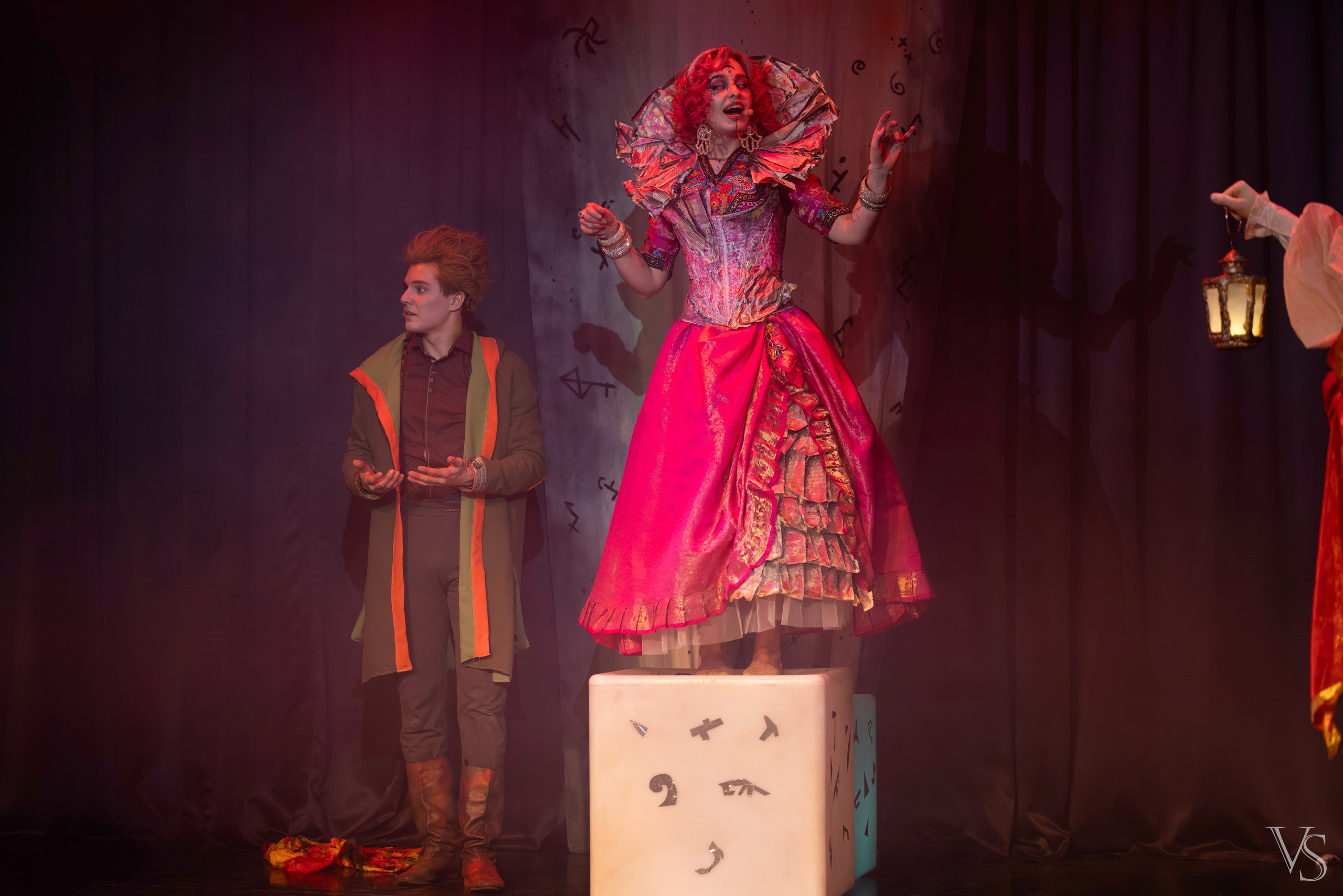 Книга стихий 25.01. Фотограф Виктор Степанов