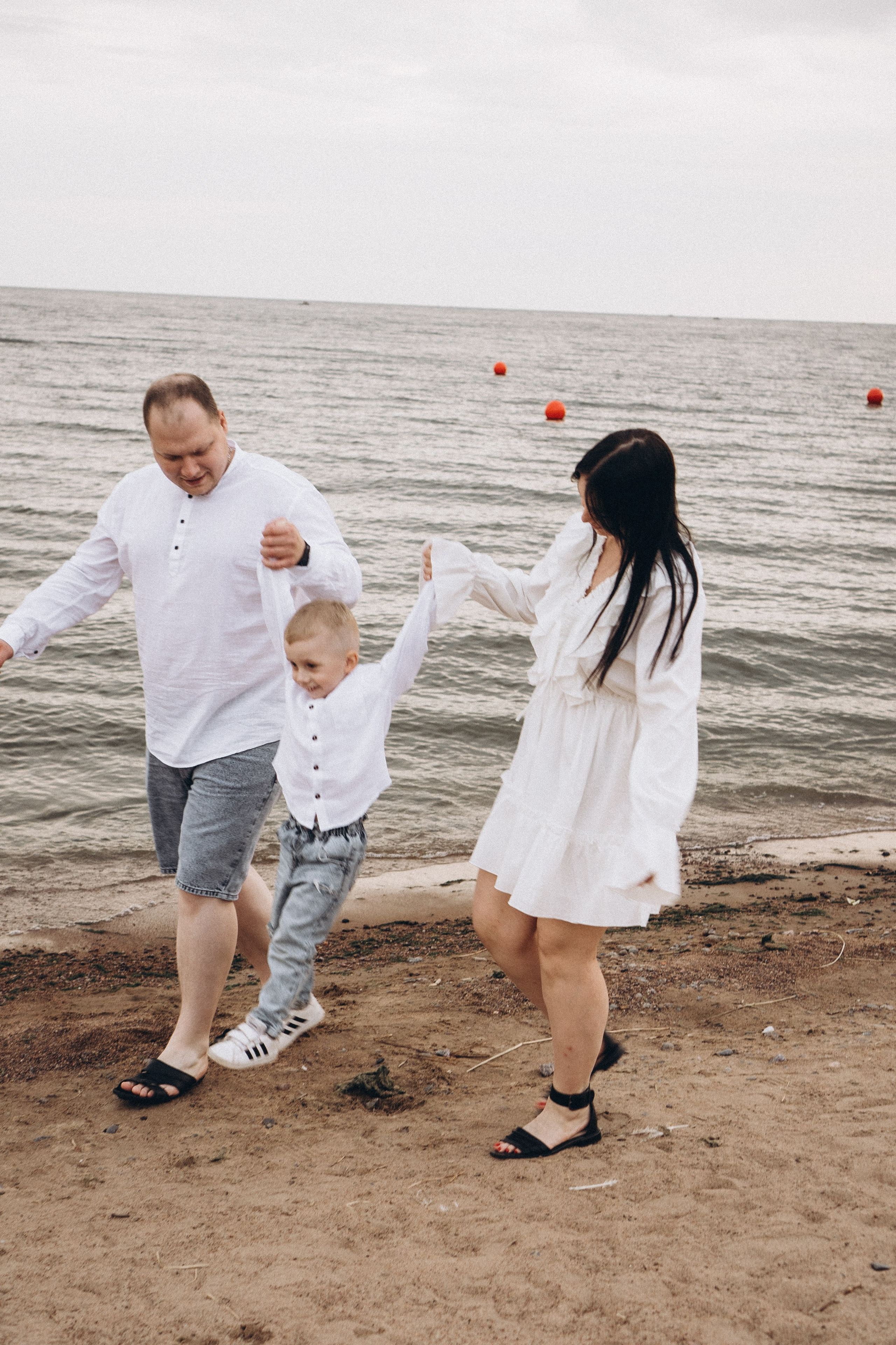 Семейная история на берегу залива. Профессиональный фотограф, Санкт-Петербург — Виктория Богомолова