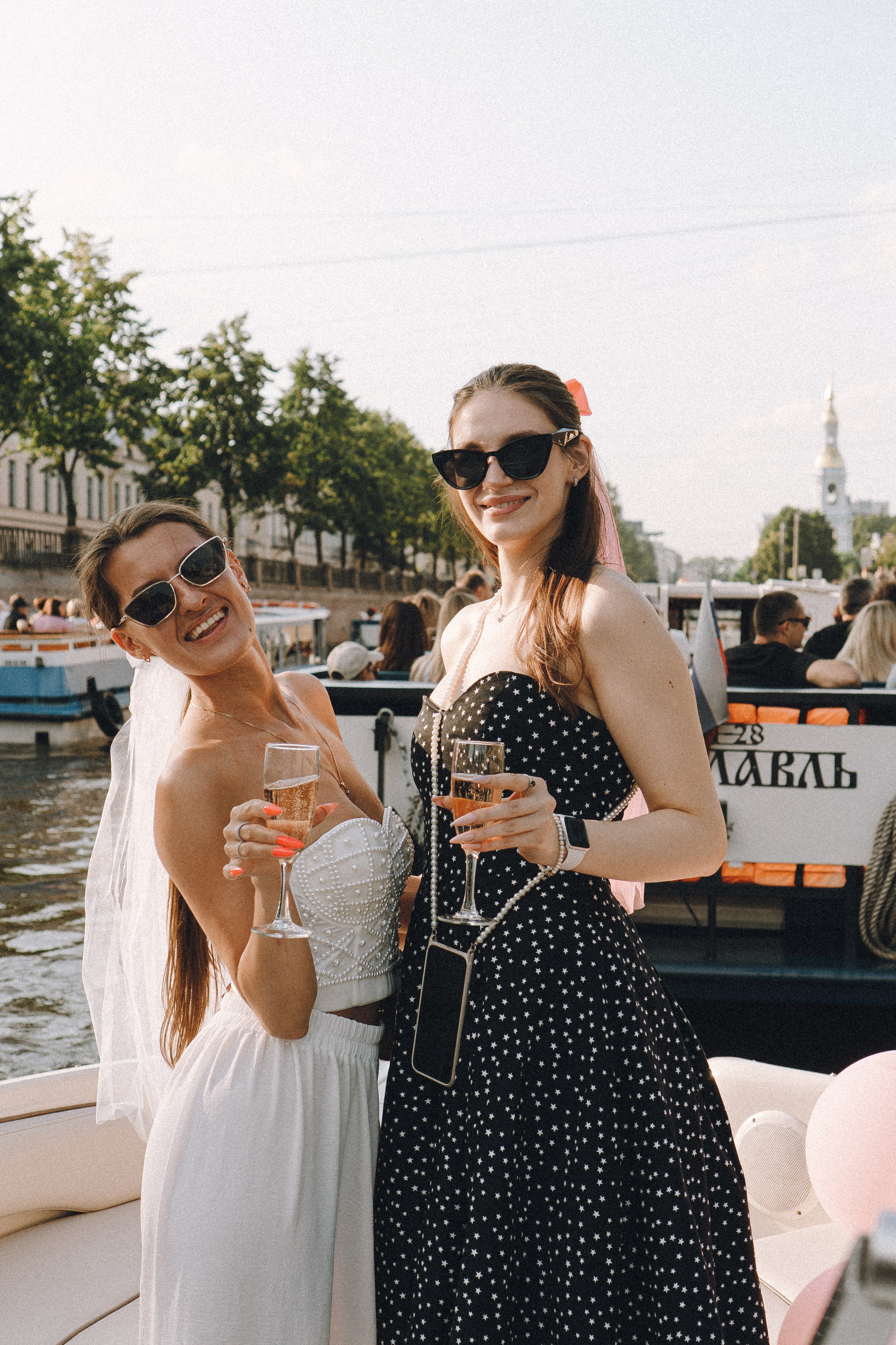 ДЕВИЧНИК НА КАТЕРЕ. Профессиональный фотограф, Санкт-Петербург — Виктория Богомолова