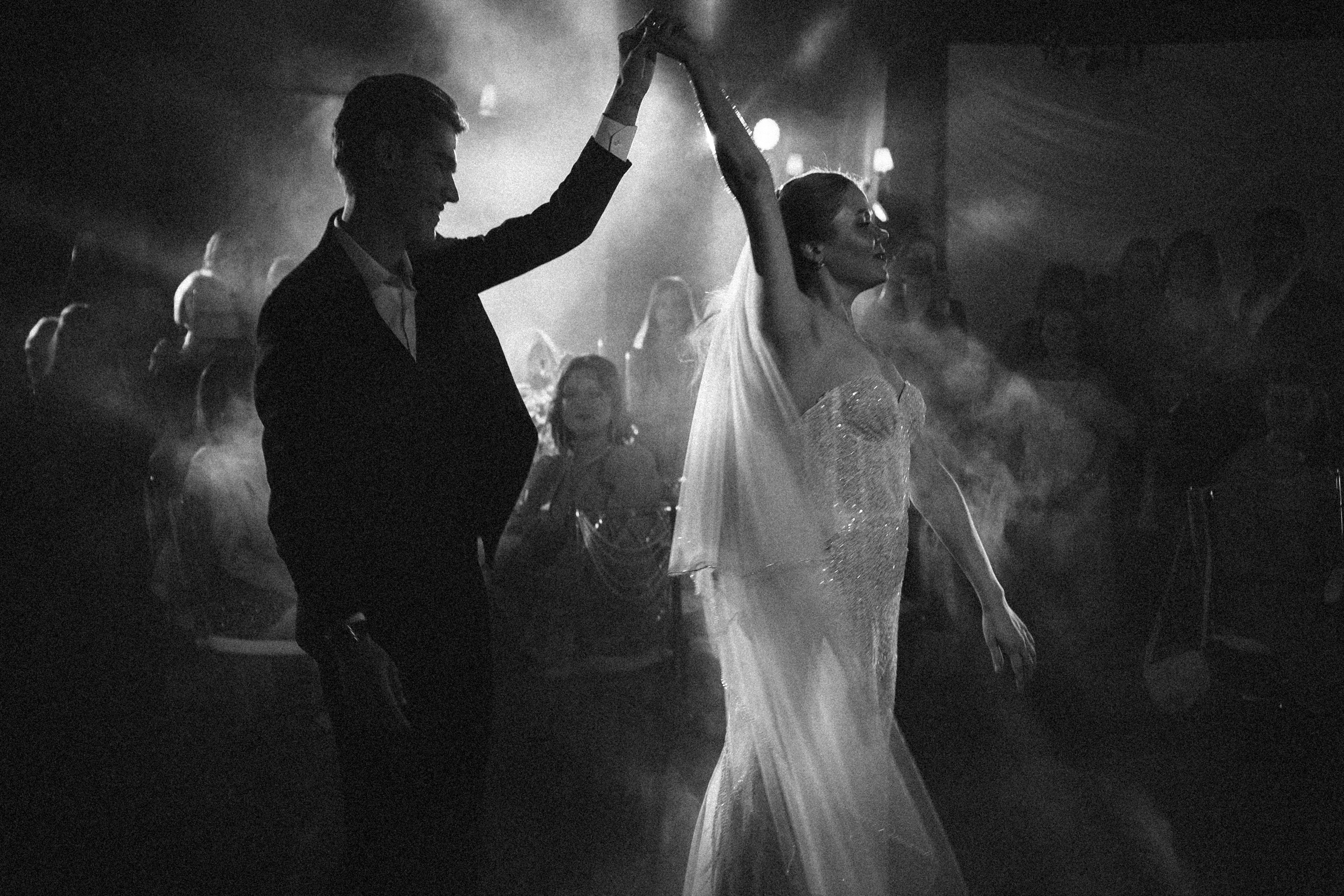 СВАДЕБНАЯ СЬЕМКА В ОТЕЛЕ В СИБИРИ. Профессиональный фотограф, Санкт-Петербург — Виктория Богомолова