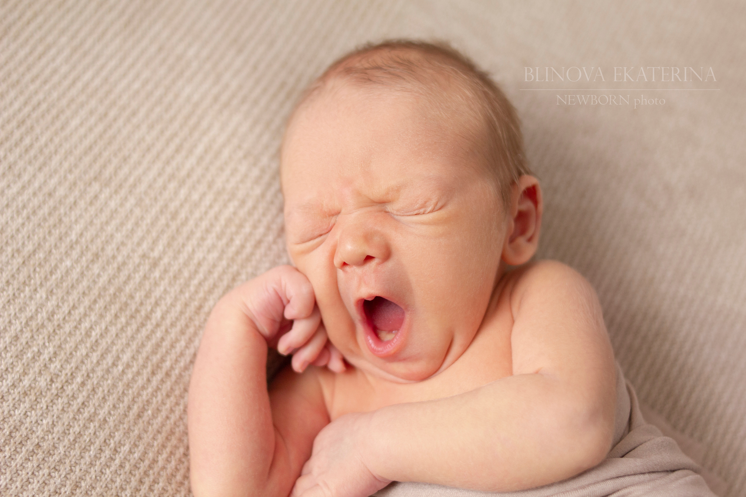 Фотограф новорожденных и семейный фотограф в Санкт-Петербурге