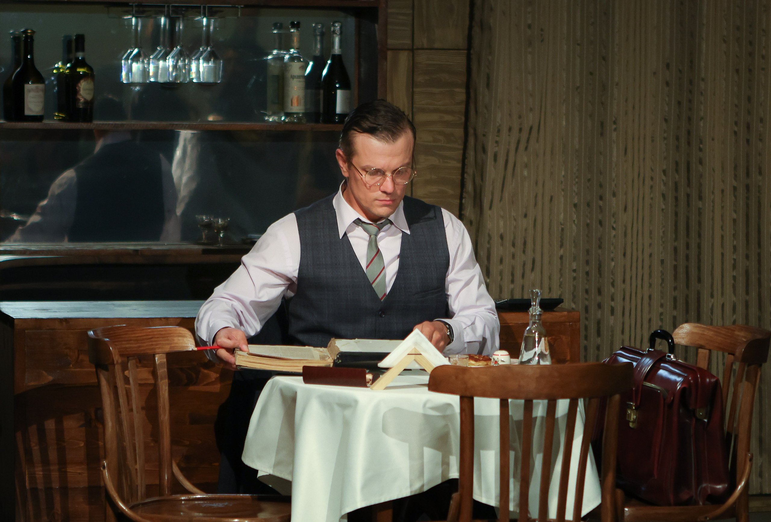 Лёгкое знакомство.Театр СФЕРА. Репортажный, архитектурный, театральный и файн-арт фотограф Лена Мельникова в Москве