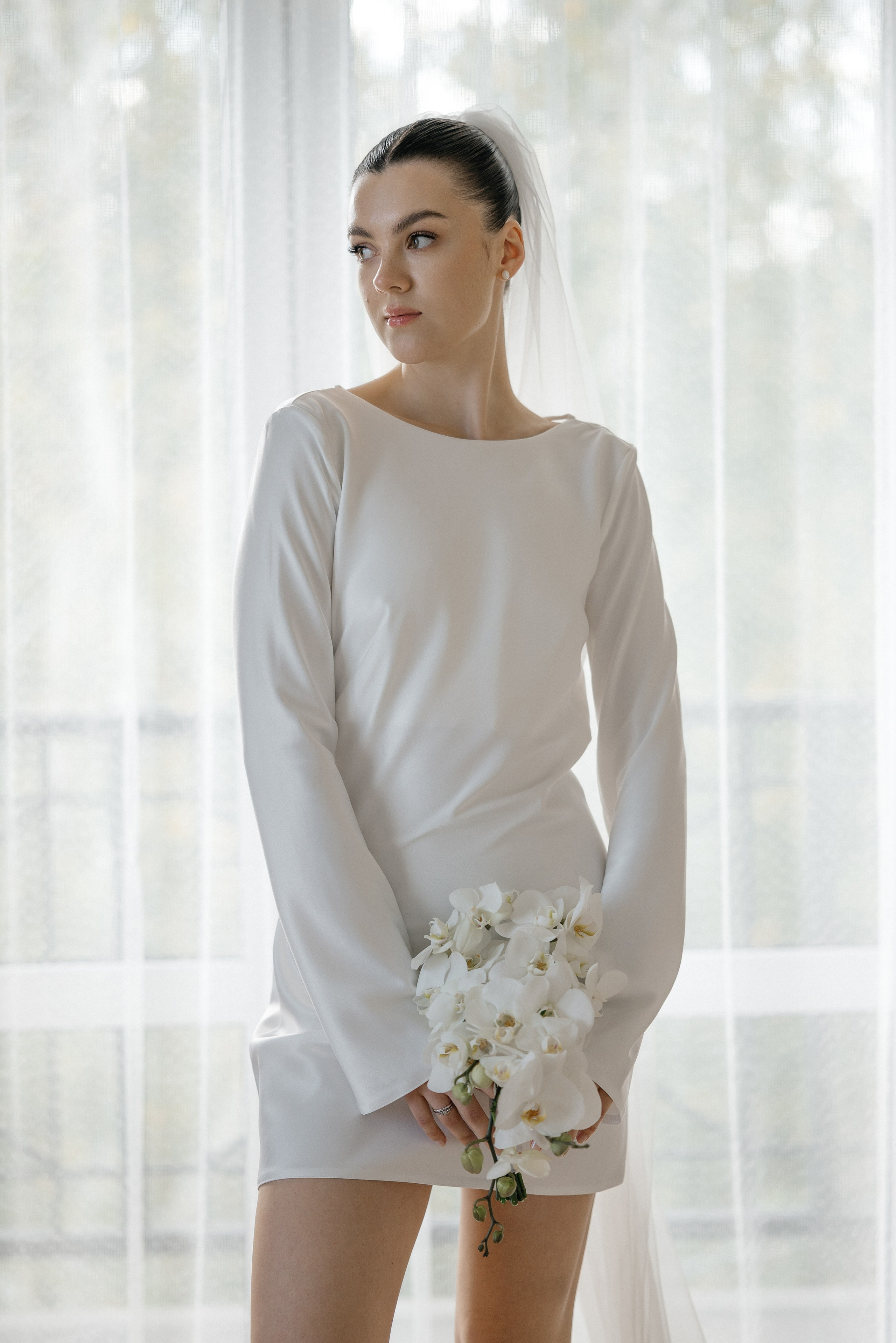 Wedding day in VERSAL PARK. Wedding PHOTOGRAPHER Andrew Vnukov