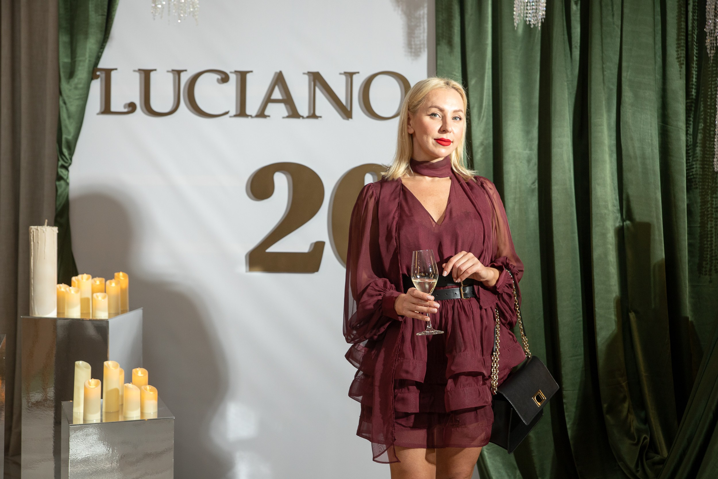 Гастротеатр 1000 свечей LUCIANO. Интерьерный и фуд фотограф в Иркутске Дмитрий Арно