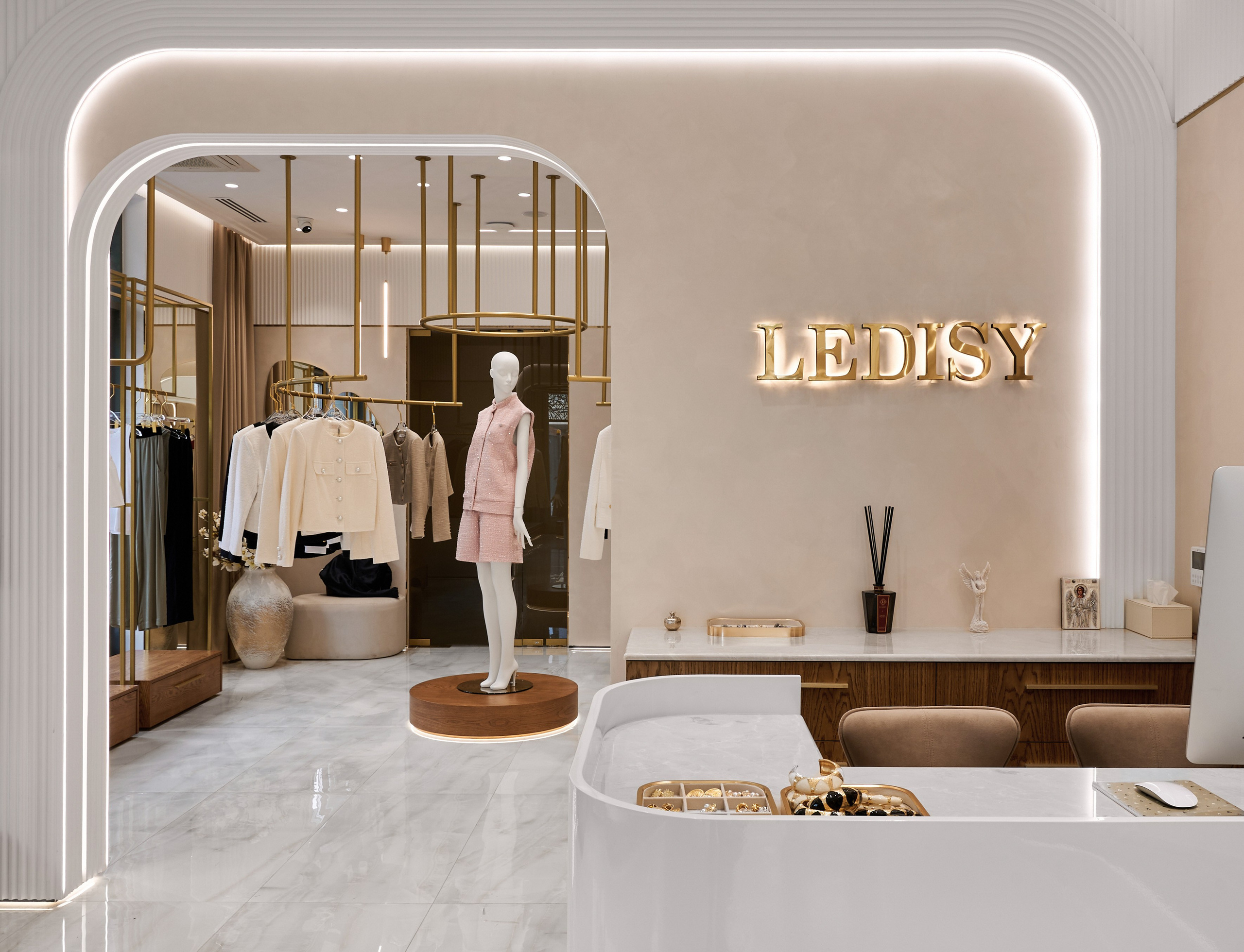 КОММЕРЧЕСКИЕ ИНТЕРЬЕРЫ. Конев Ярослав — Интерьерный фотограф и видеограф