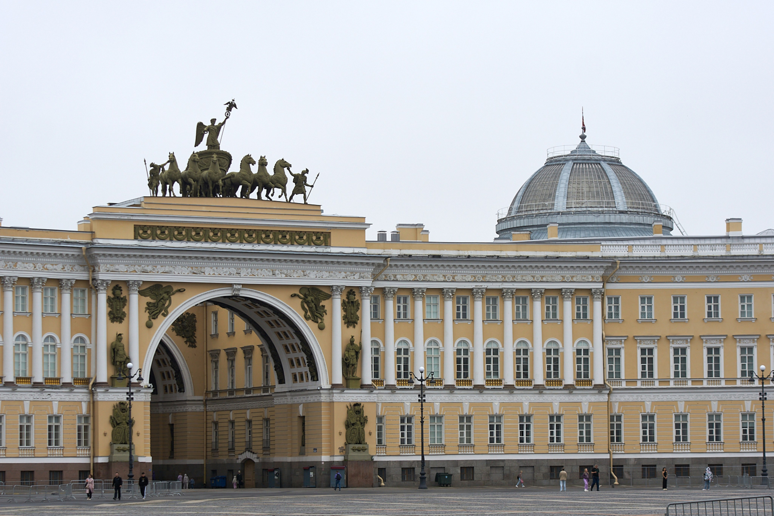 Путешествие в Санкт-Петербург. Фотограф Владимир Артамонов