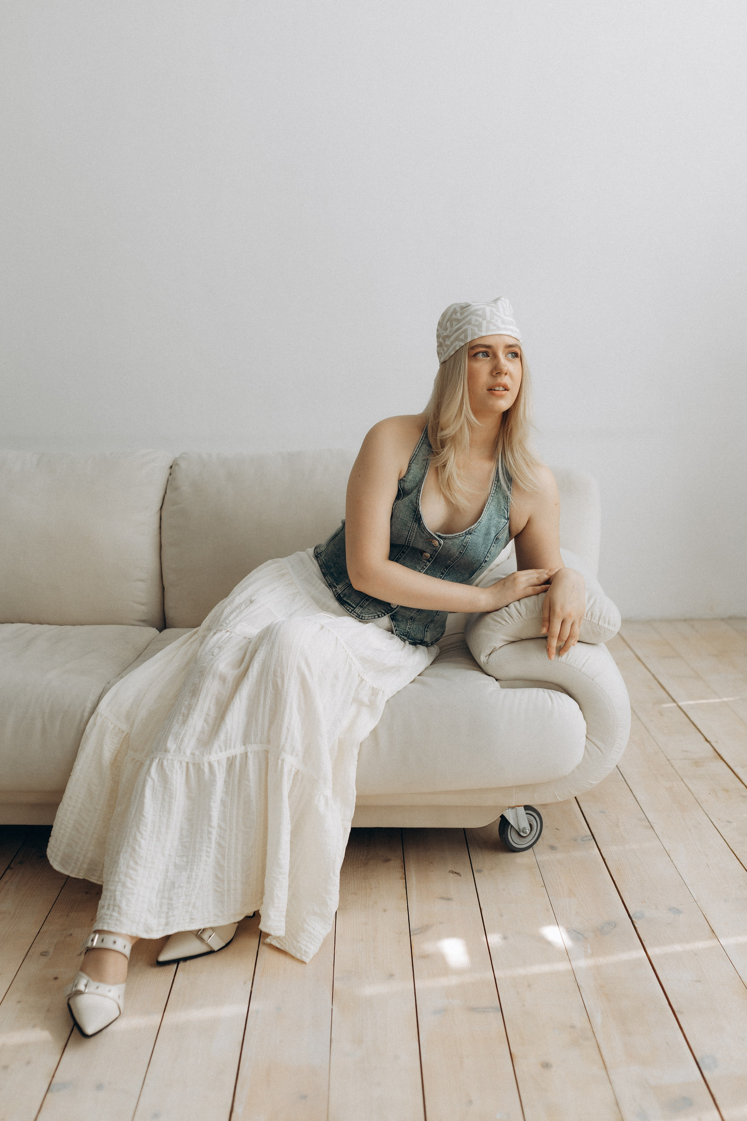 Нежная фотосессия в студии. Фотограф в Санкт-Петербурге и Уфе Алина Шаймухаметова