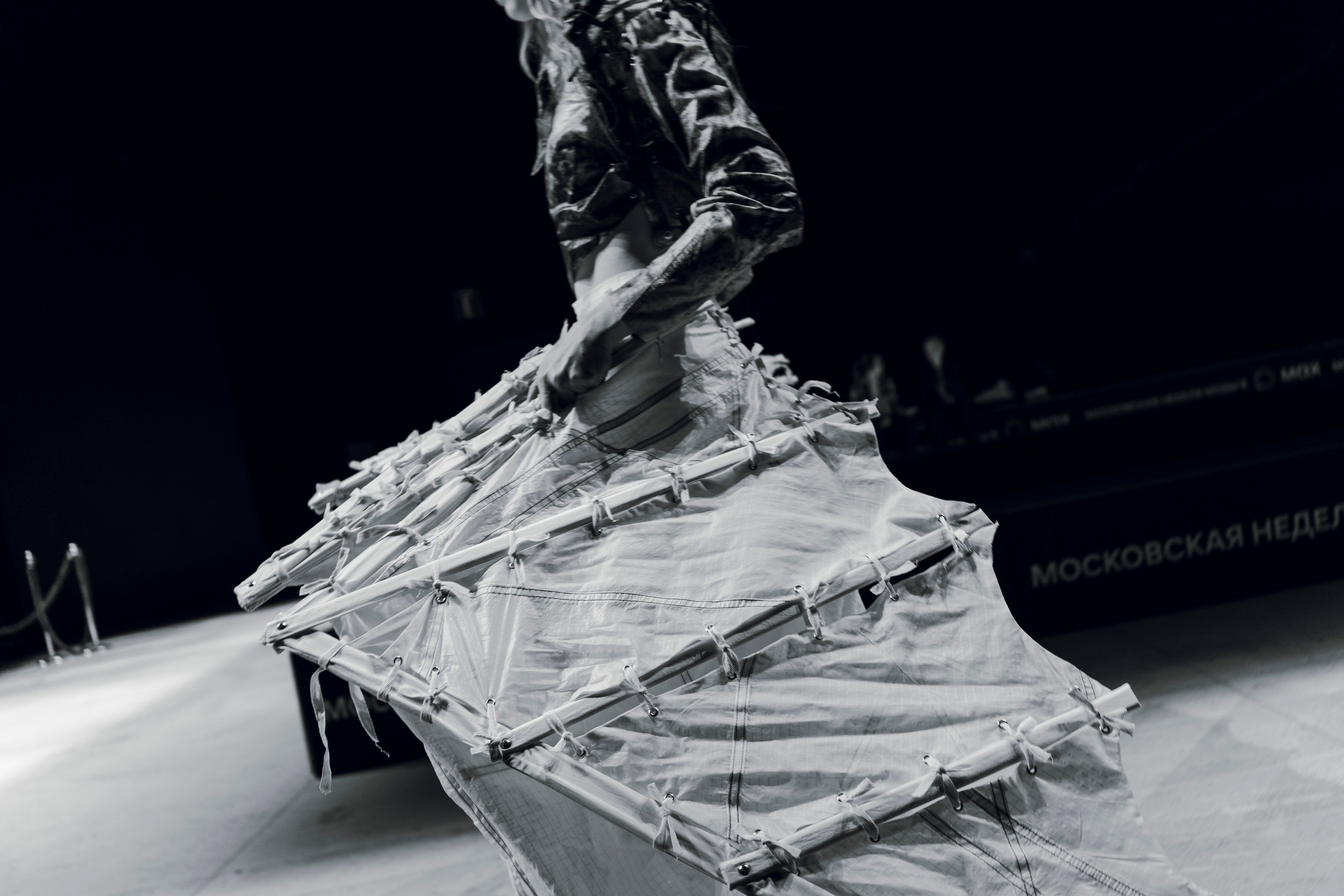 Показ Школы дизайна НИУ ВШЭ на Московской неделе моды. Фотограф в Москве Савкина Евгения