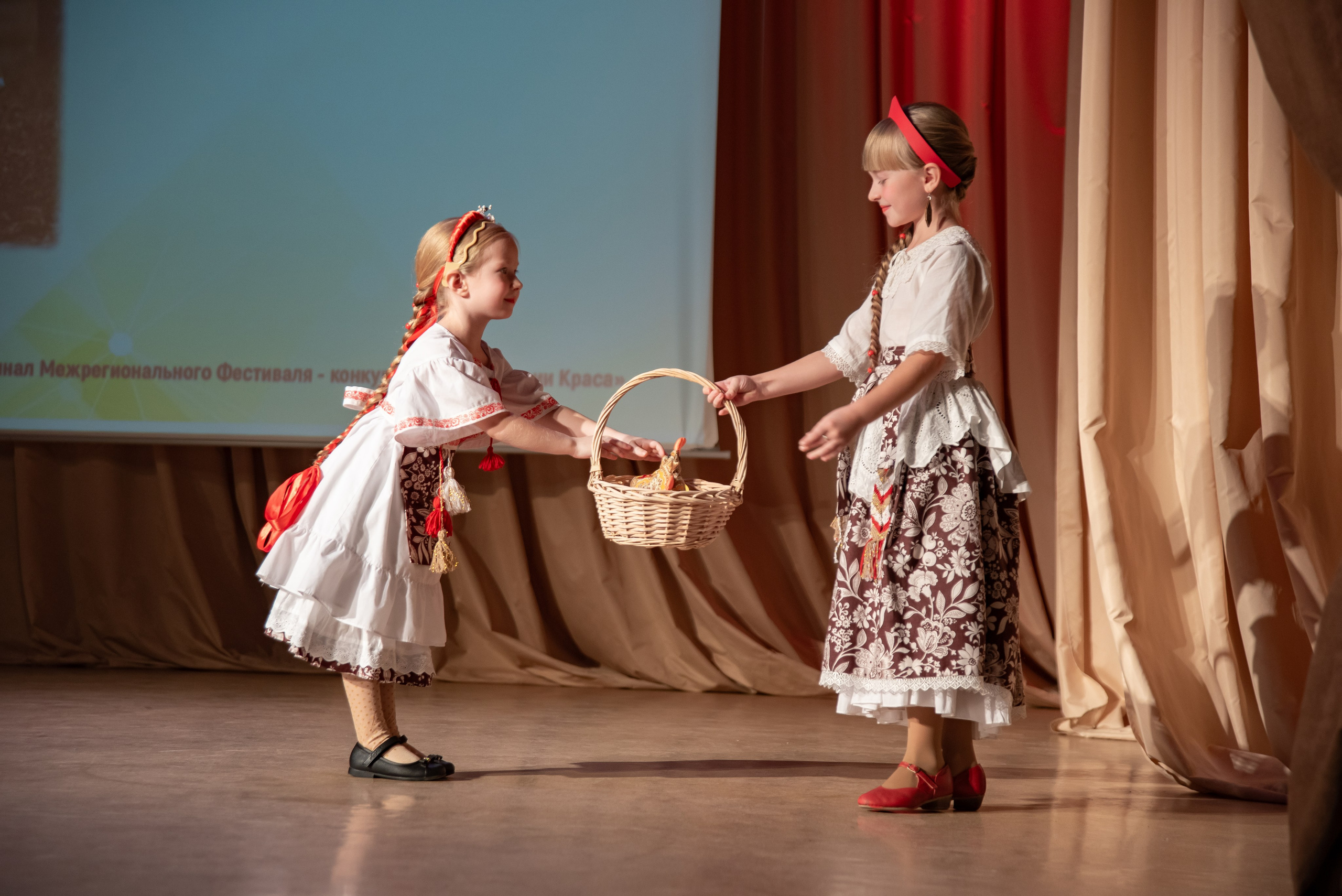 Репортажная съёмка концерта. Фотограф Макс Огурцов в Нижнем Новгороде
