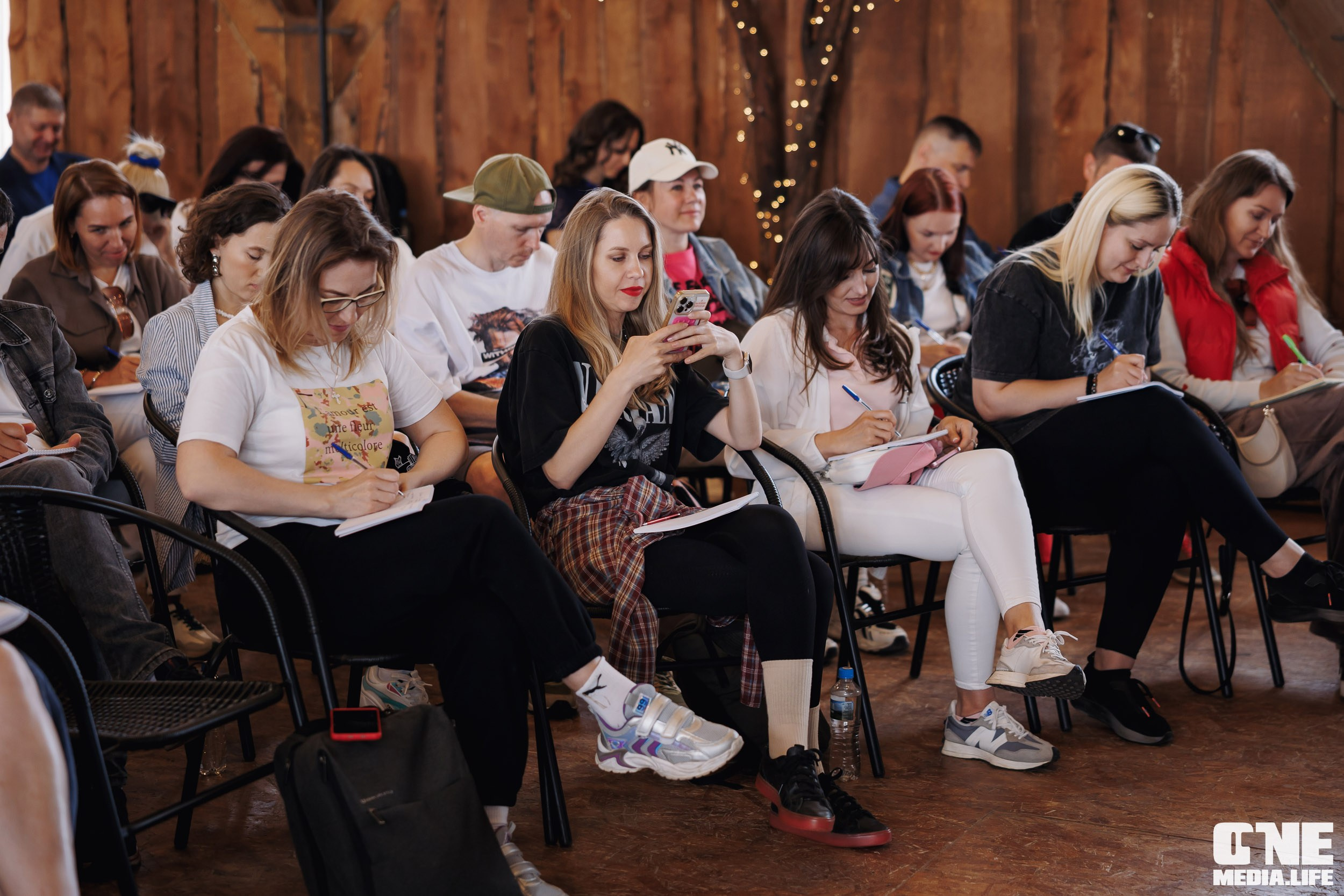 Фоторепортаж с форума «Мой бизнес. Сила в окружении». One Media Life: фоторепортажи, фотоотчеты с мероприятий и заведений