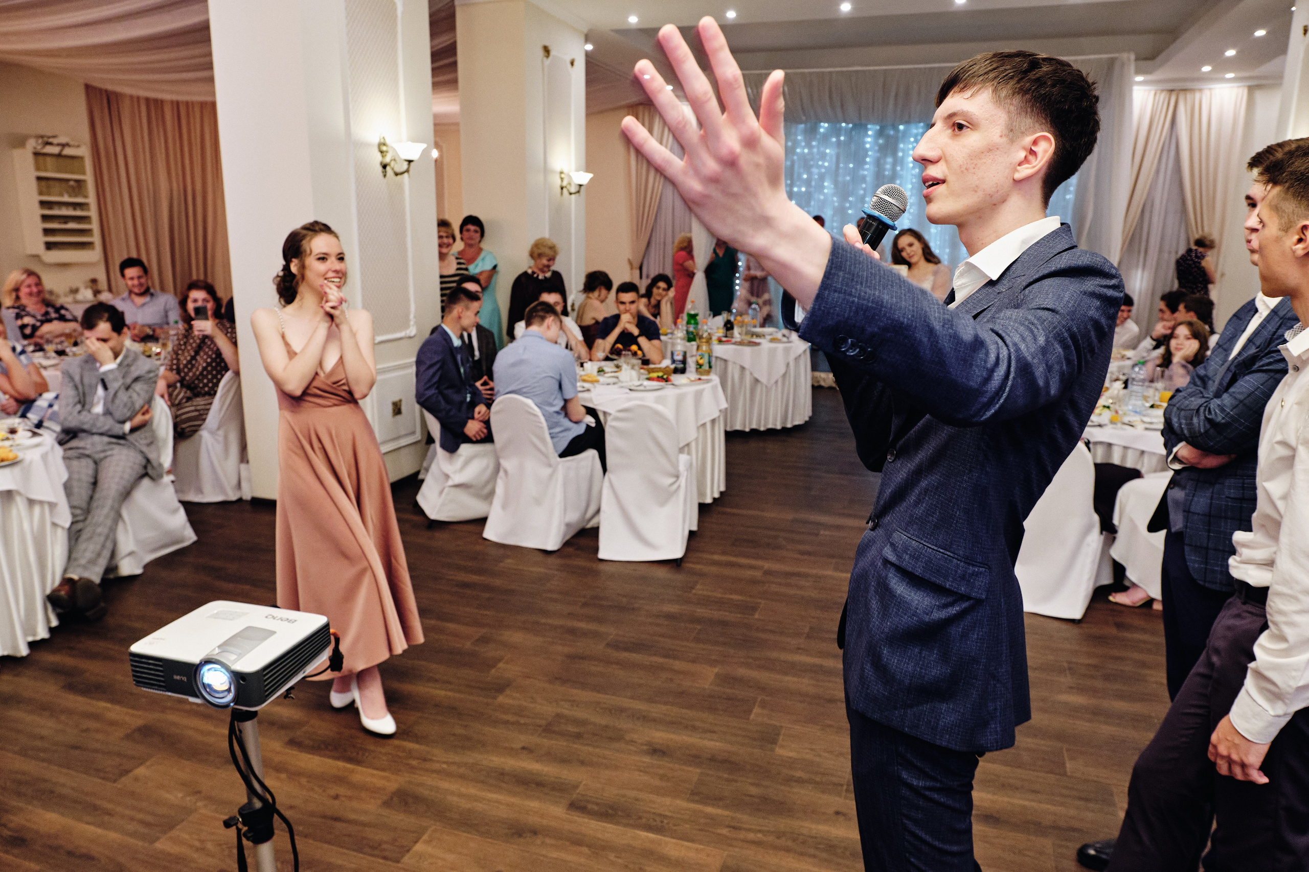 Фотограф на выпускной в СПб. Семейные и свадебные фотосессии в СПб, в студии, на улице, на природе