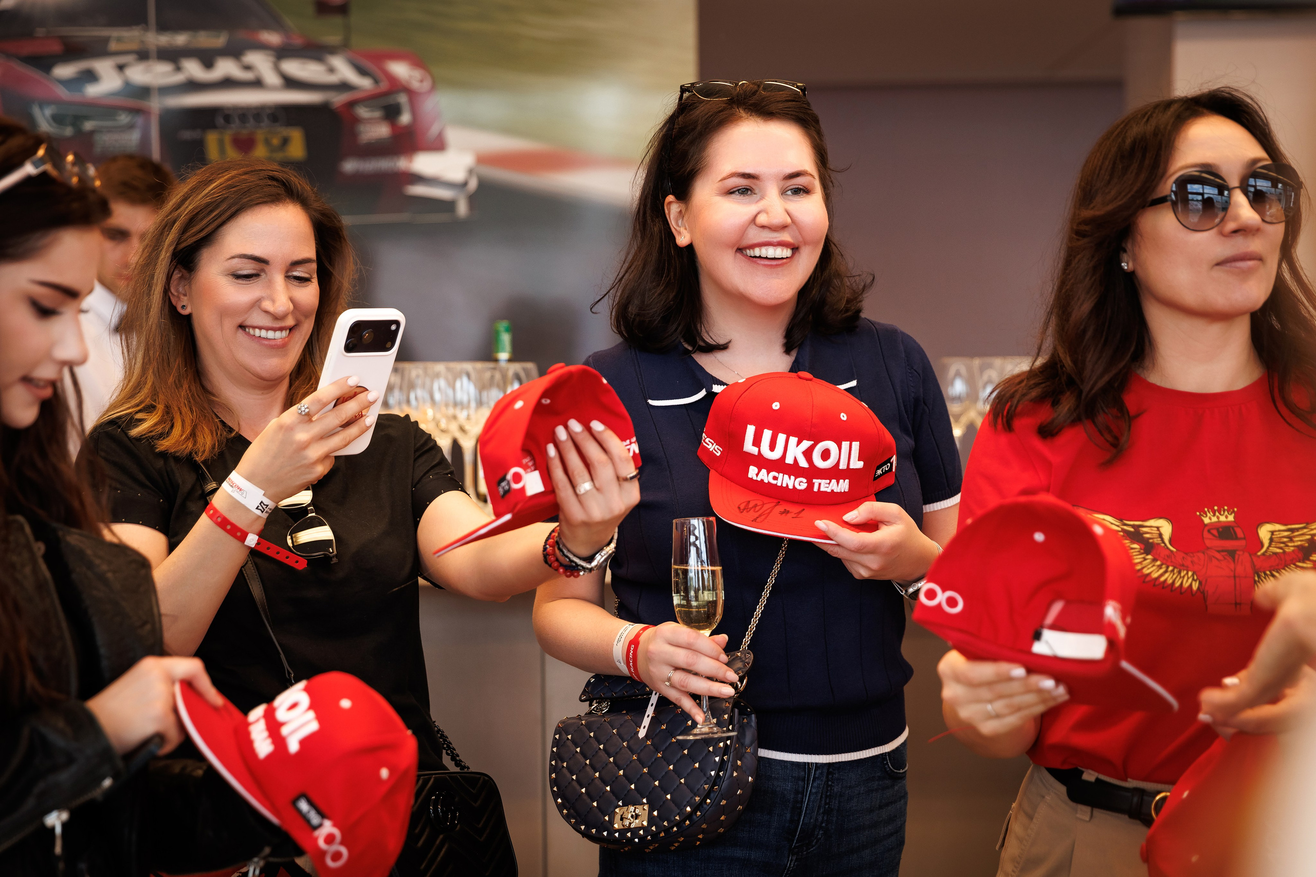 MoscowRaceWay. Репортажный Фотограф в Москве Александр Назаров