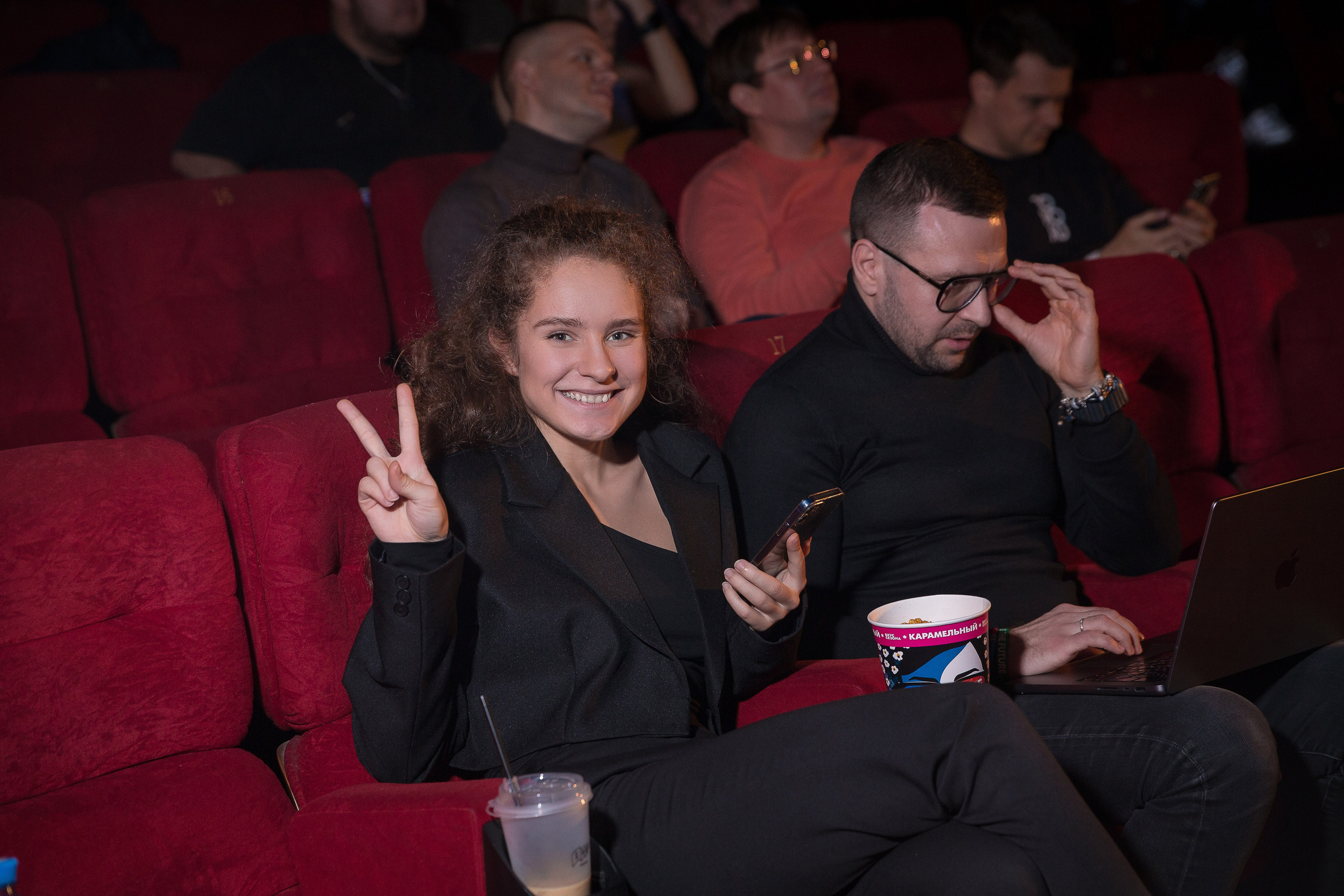 Tomoru.Team Кинотеатр"Октябрь»