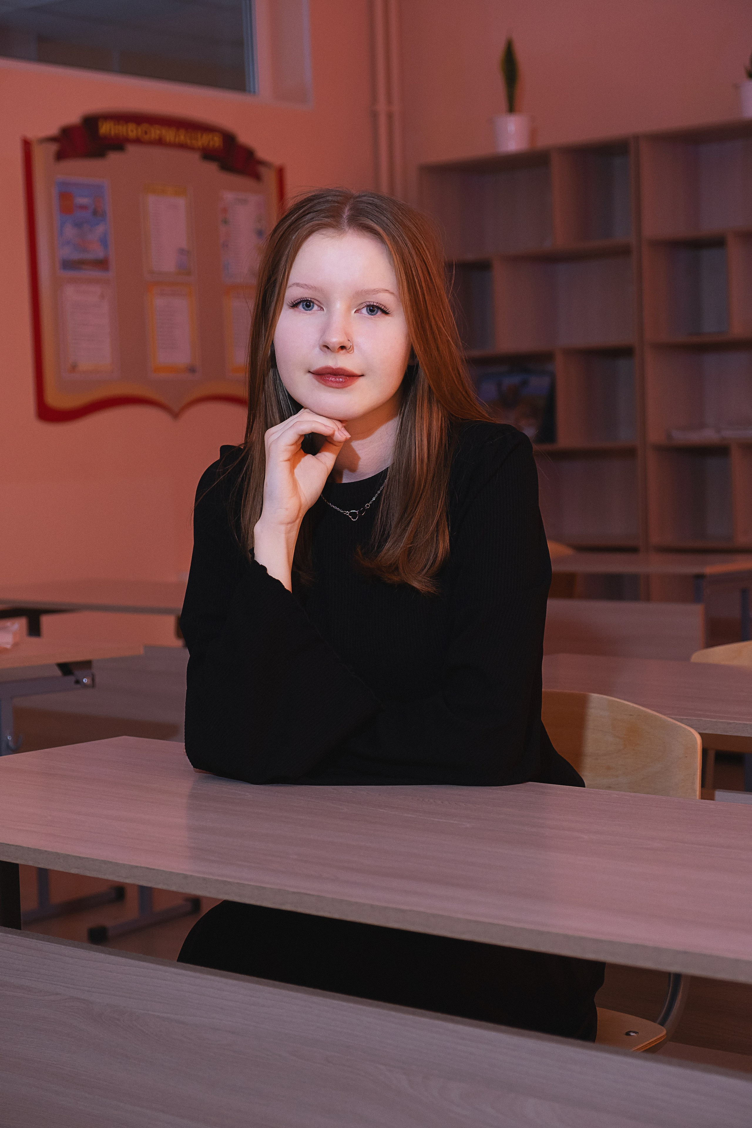 Выпускной альбом 2024. Фотограф и видеограф в Омск/Москва Сащенко Лера