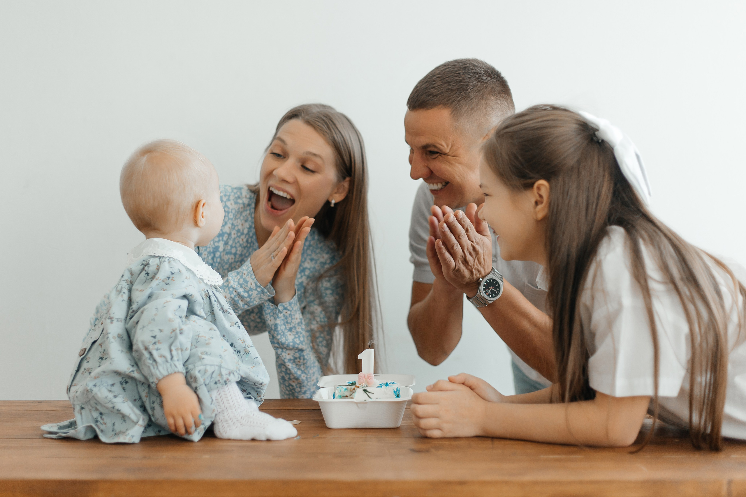 Ей уже годик. Фотограф в Белгороде Анастасия Веленгурская