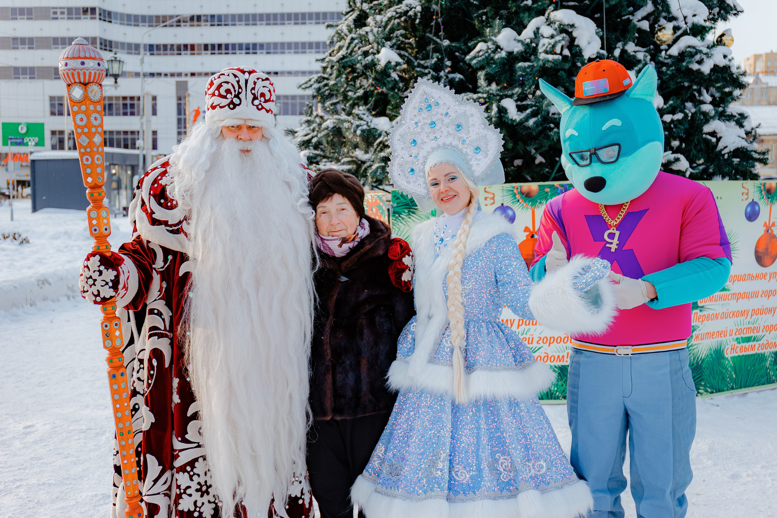 Ёлка от банка «Хлынов». Свадебный и репортажный фотограф Киров | Вадим Карпук