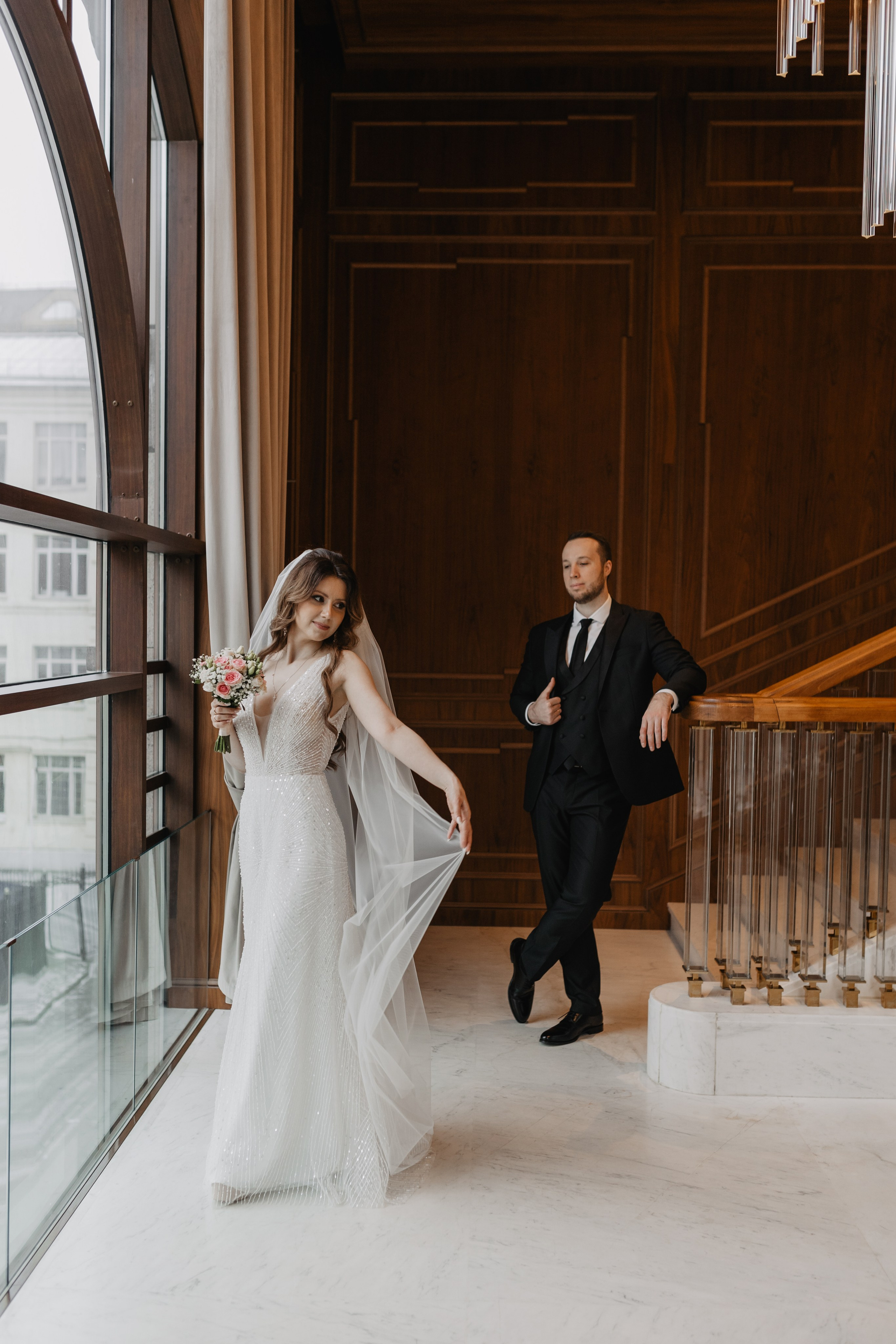 Свадебная фотосессия в отеле Марриотт Империал Плаза