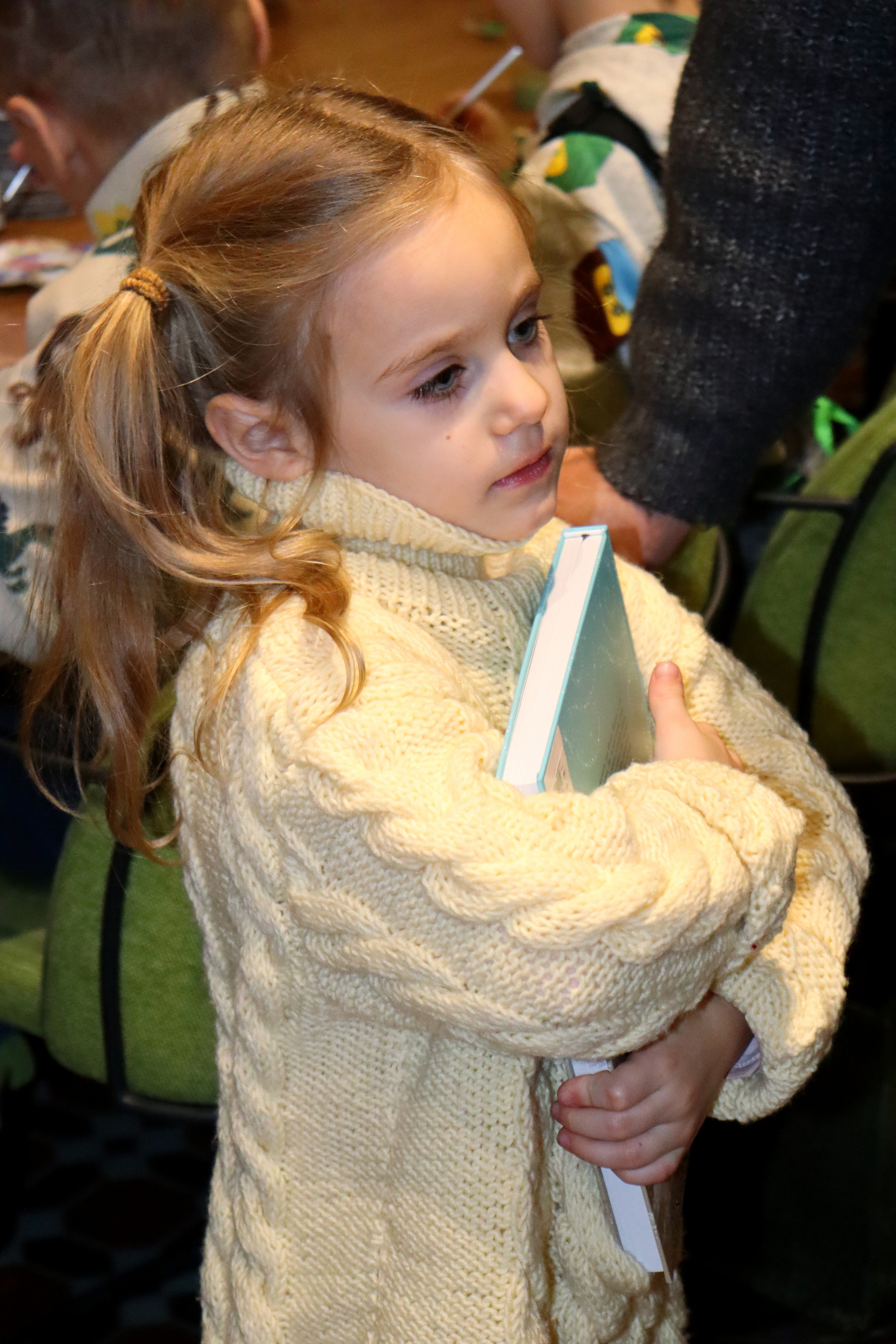 Репортаж из Дома Книги. Фотограф в Санкт-Петербурге. Индивидуальная съемка и фотопрогулки