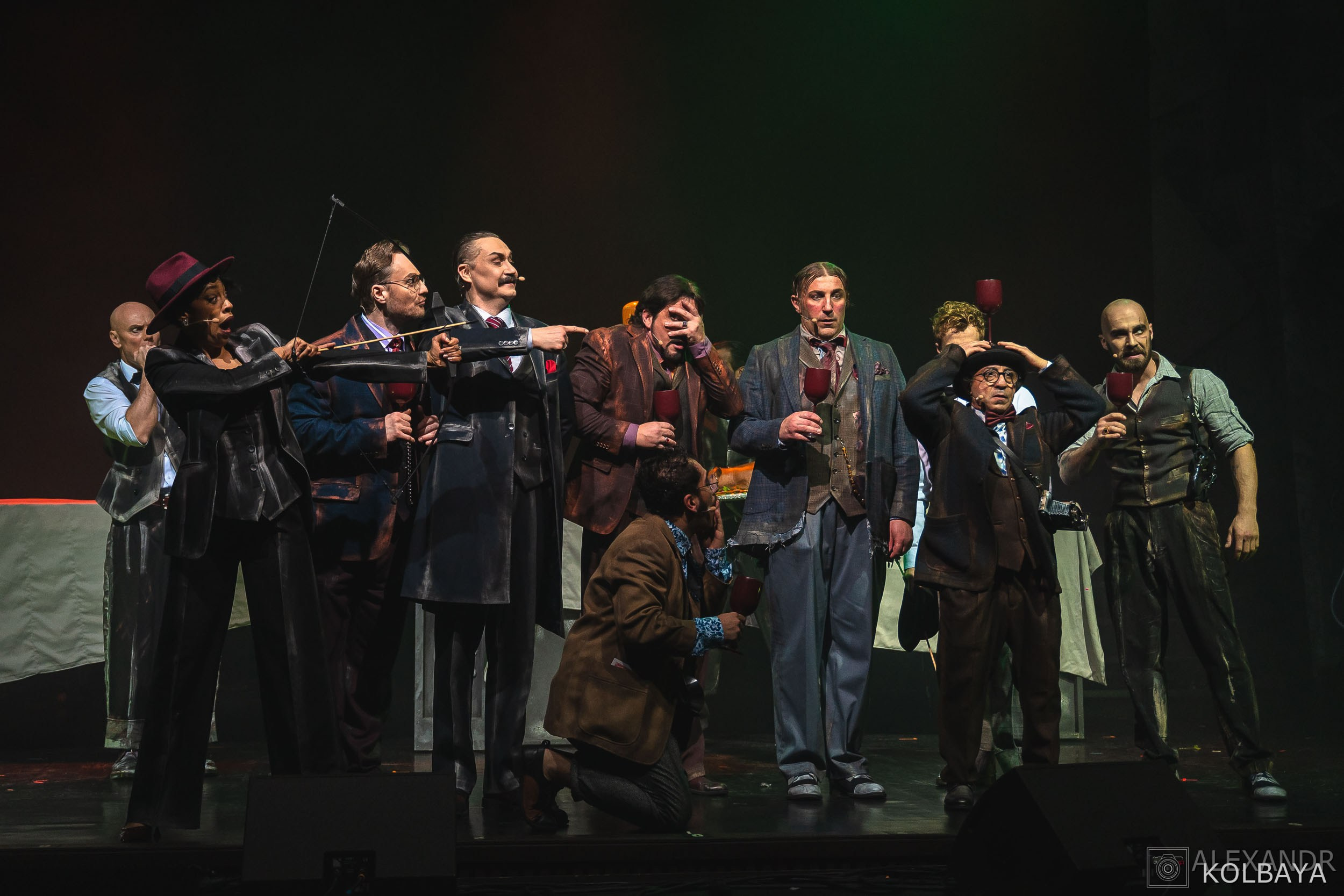 Фотографии со спектакля «Однажды в городе N». Концертный и театральный репортажный фотограф в Москве Александр Колбая