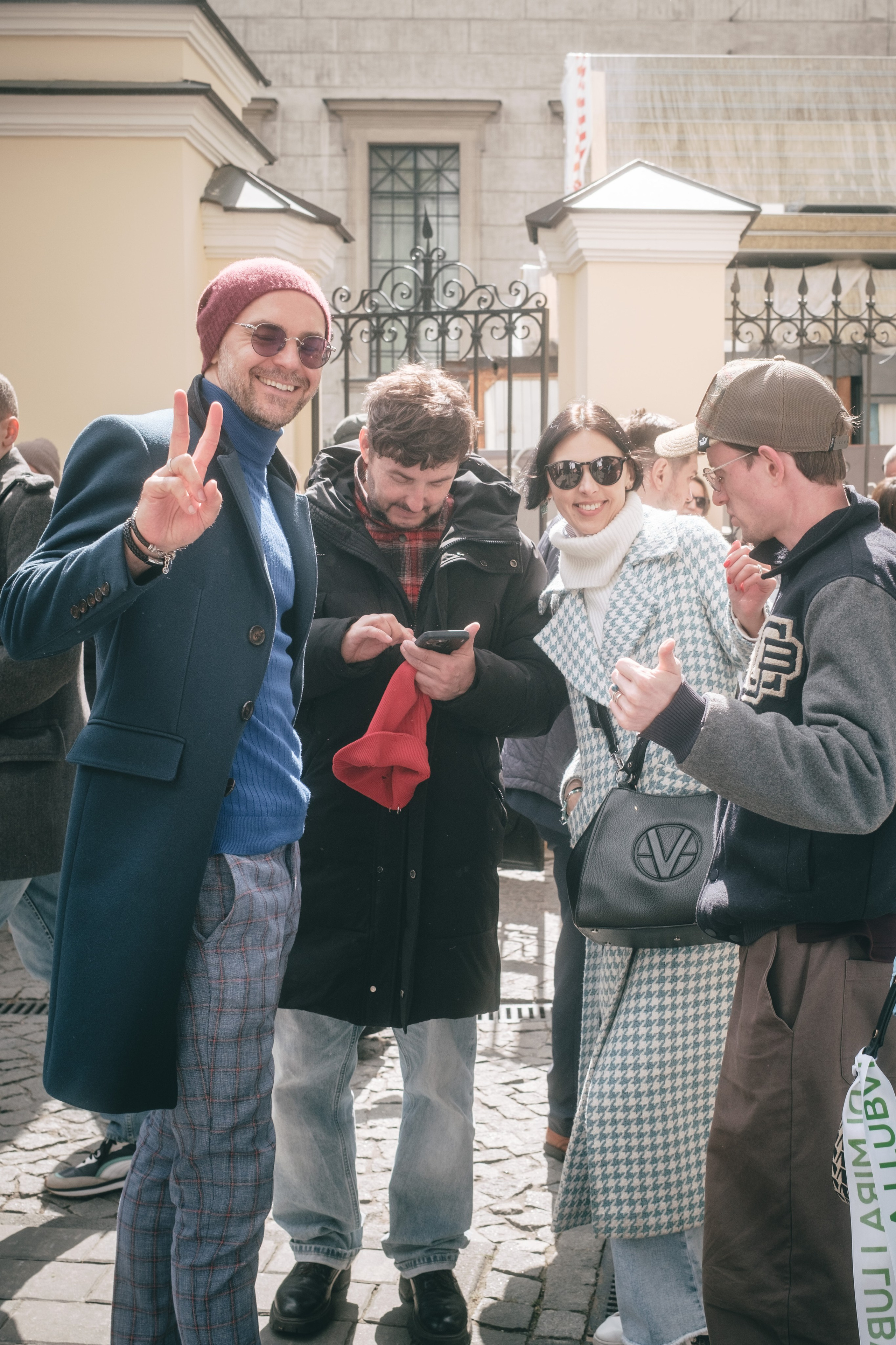 ANTIПA: Музыка во дворе: Антон Беляев & Therr Maitz. Фотограф в Москве Максим Скоробогатов