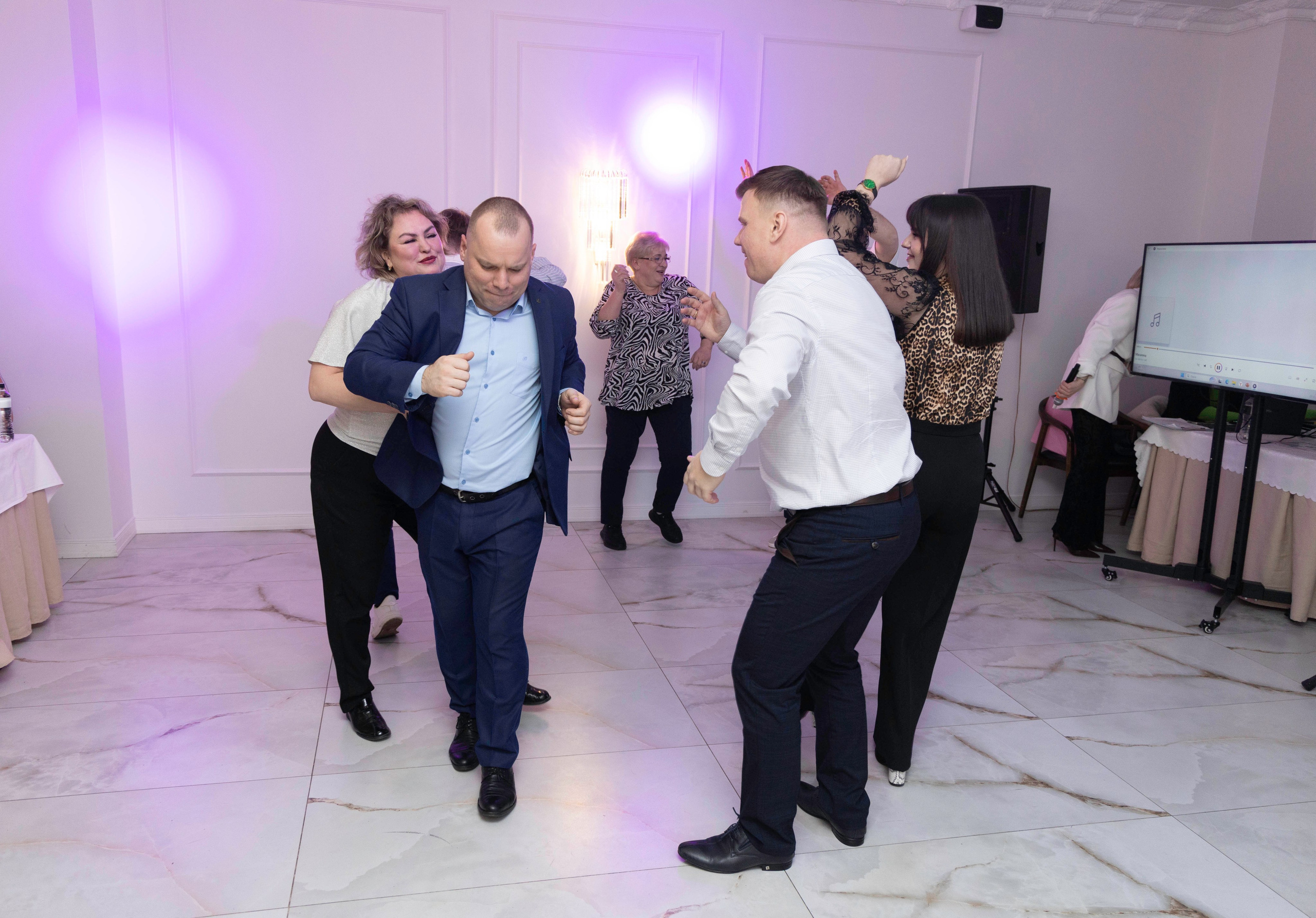 Корпоратив Ресторан «Менуа». Фотограф Olya Posnimay