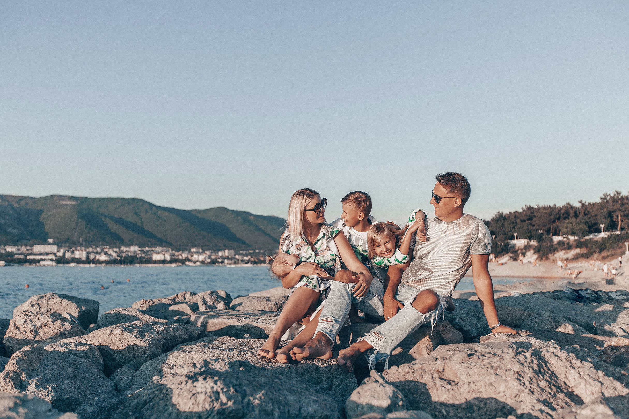 Морская семейная фотосессия. Семейный фотограф в Краснодаре Нина Курнявко