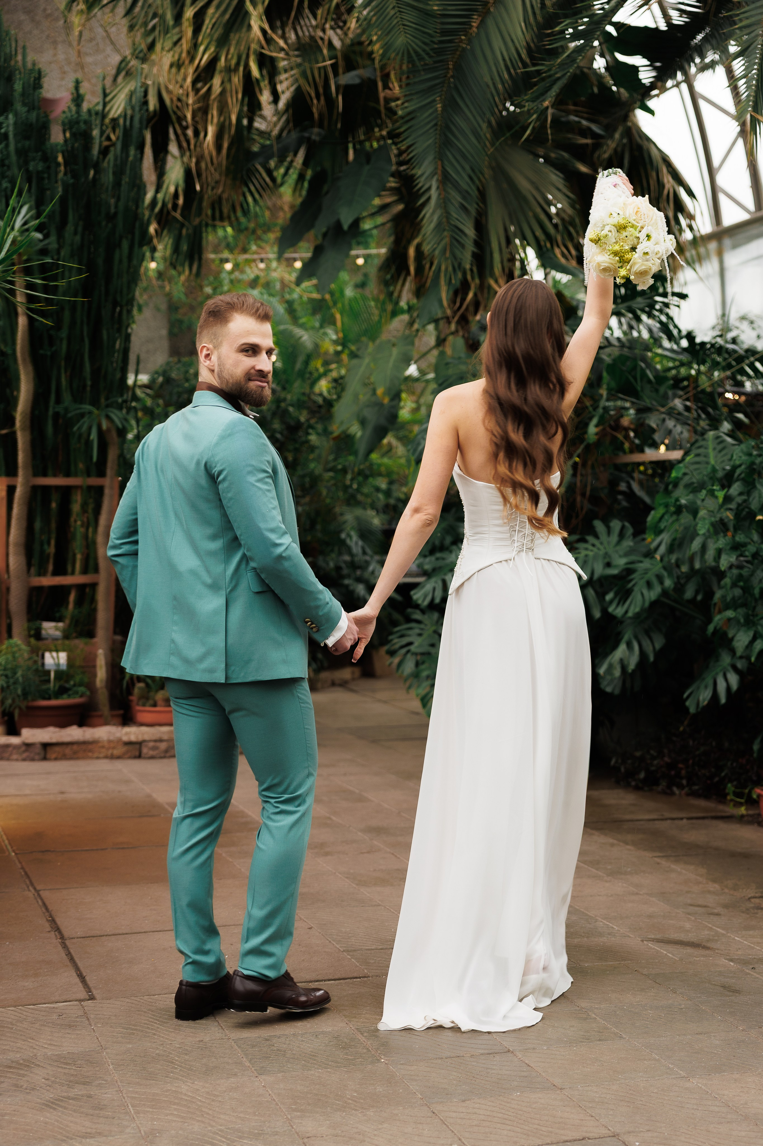 Свадебная прогулка в оранжерее. Питер. Свадебный и семейный фотограф в Москве Красинская Мария