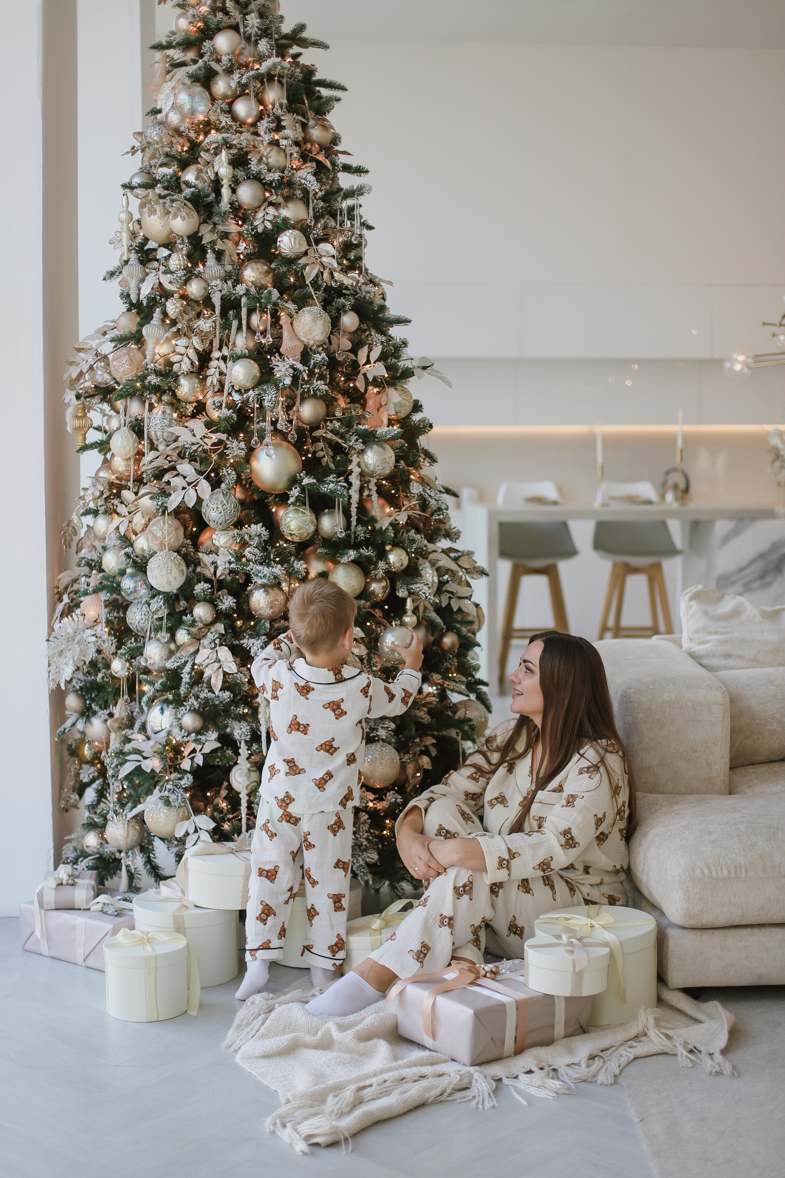 Юля и Максик, зал Мия. Свадебный, семейный и детский фотограф в Люберцах Зайцева Анастасия