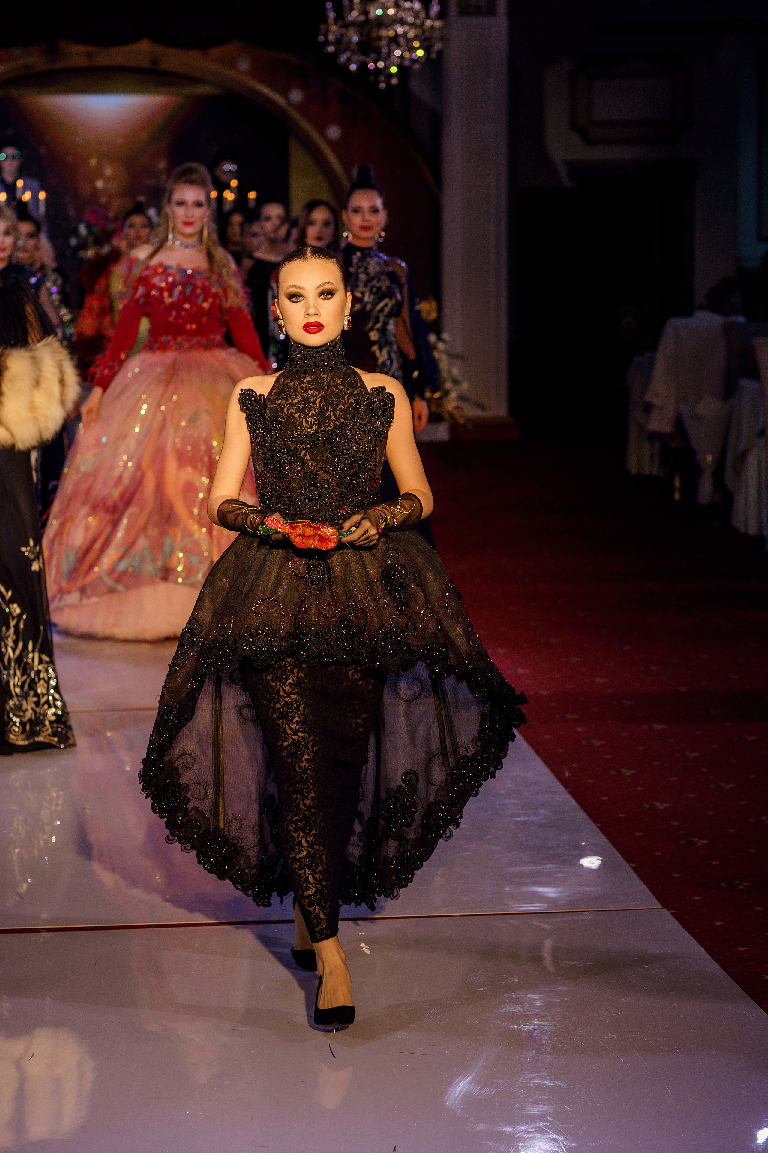 Показ коллекции Игоря Дадиани — 2023.04.01. Портретный и репортажный фотограф в Чебоксарах Андриян Чаркин