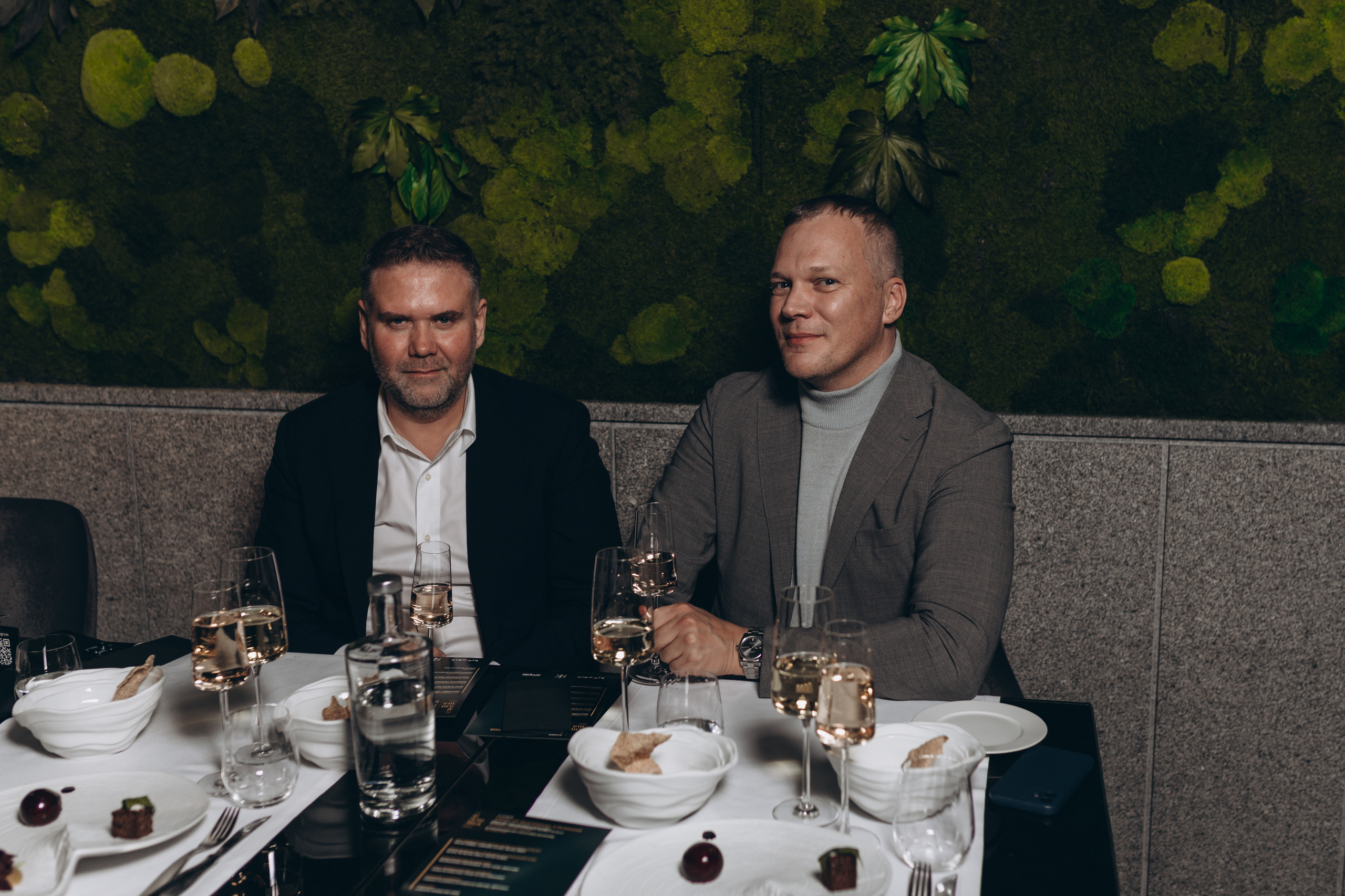 Ужин от Екатерины Алехиной в NOK. Фотограф Ксюша Белоносова