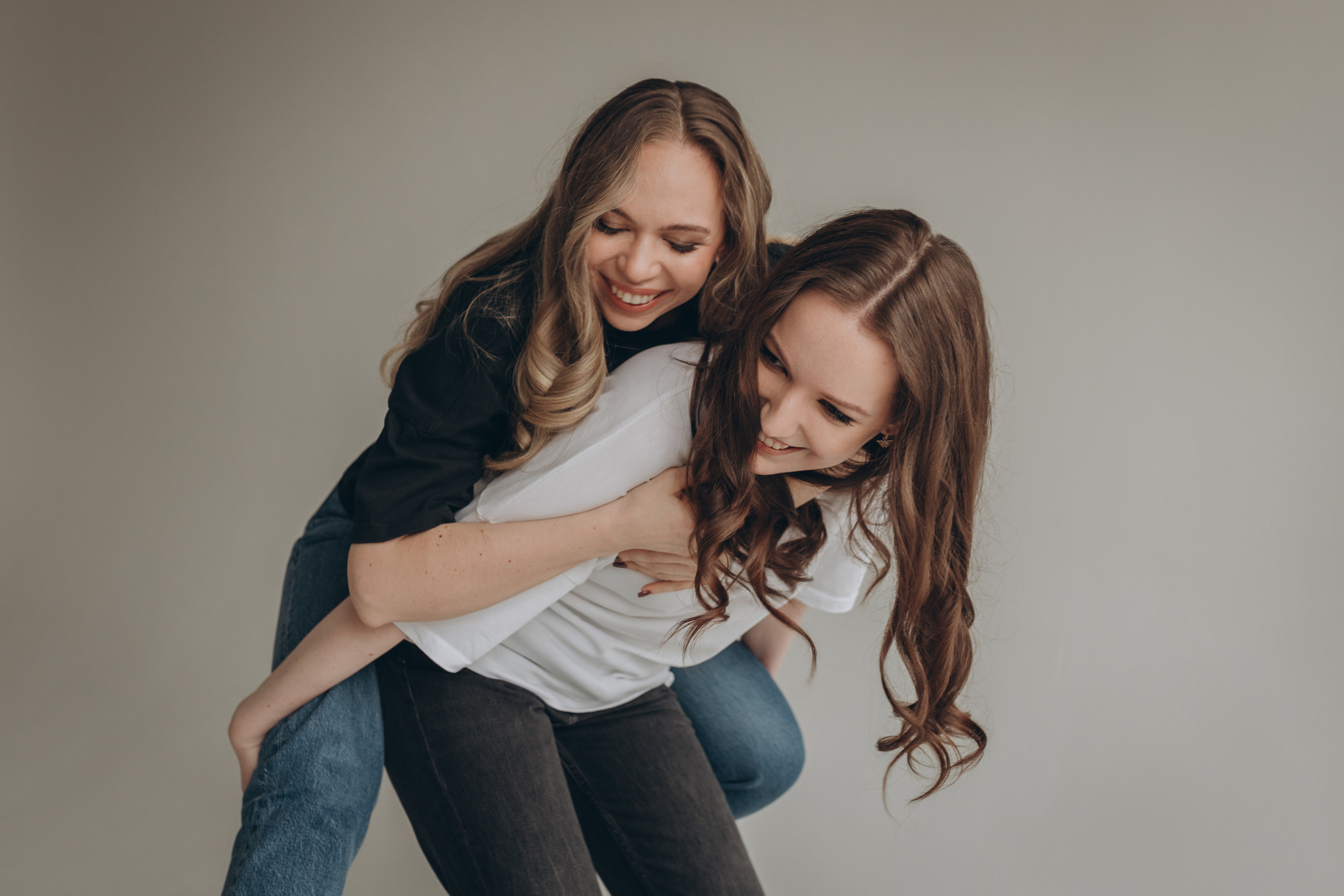 Подруги. Фотограф Ксюша Белоносова