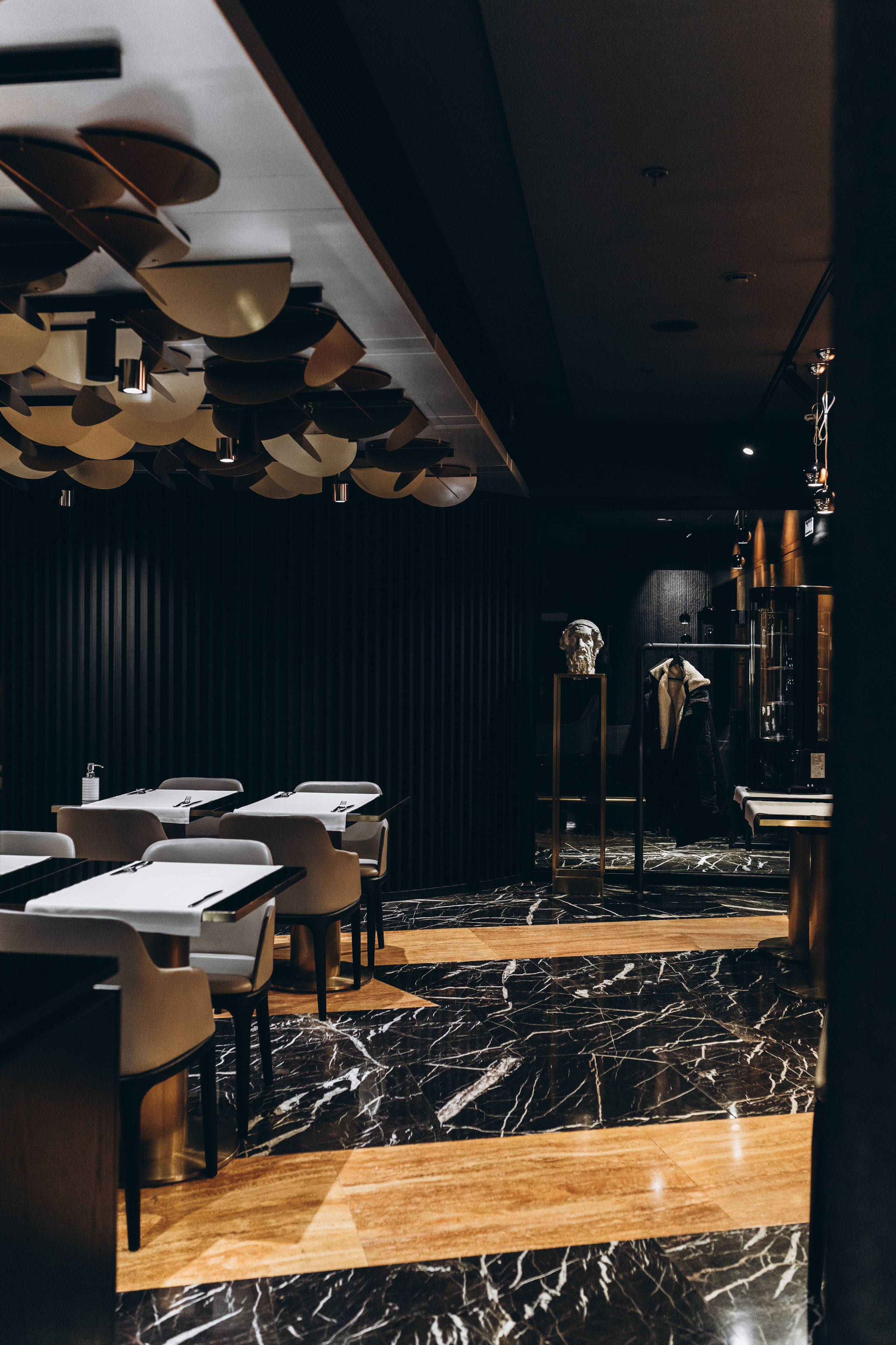 Ужин от Екатерины Алехиной в NOK. Фотограф Ксюша Белоносова