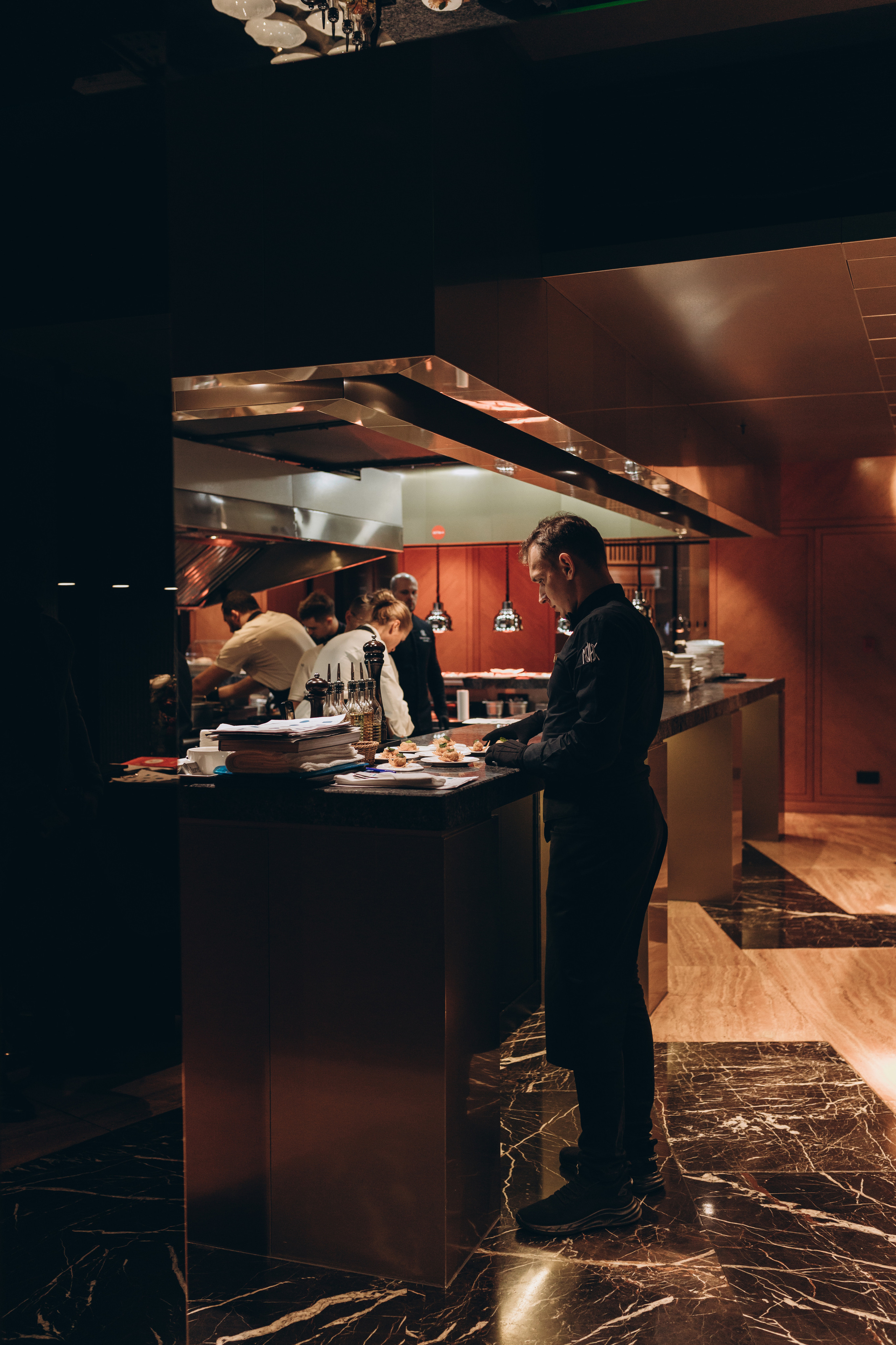 Ужин от Екатерины Алехиной в NOK. Фотограф Ксюша Белоносова