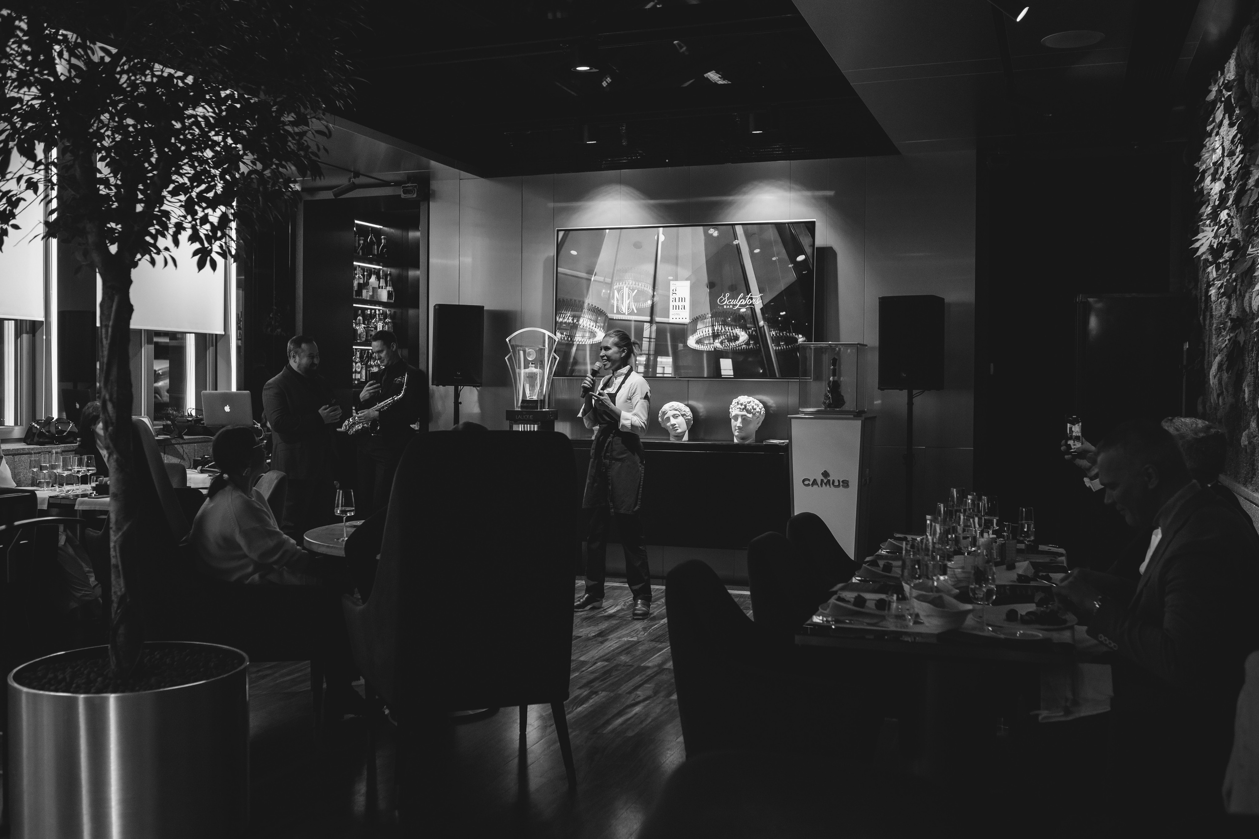 Ужин от Екатерины Алехиной в NOK. Фотограф Ксюша Белоносова