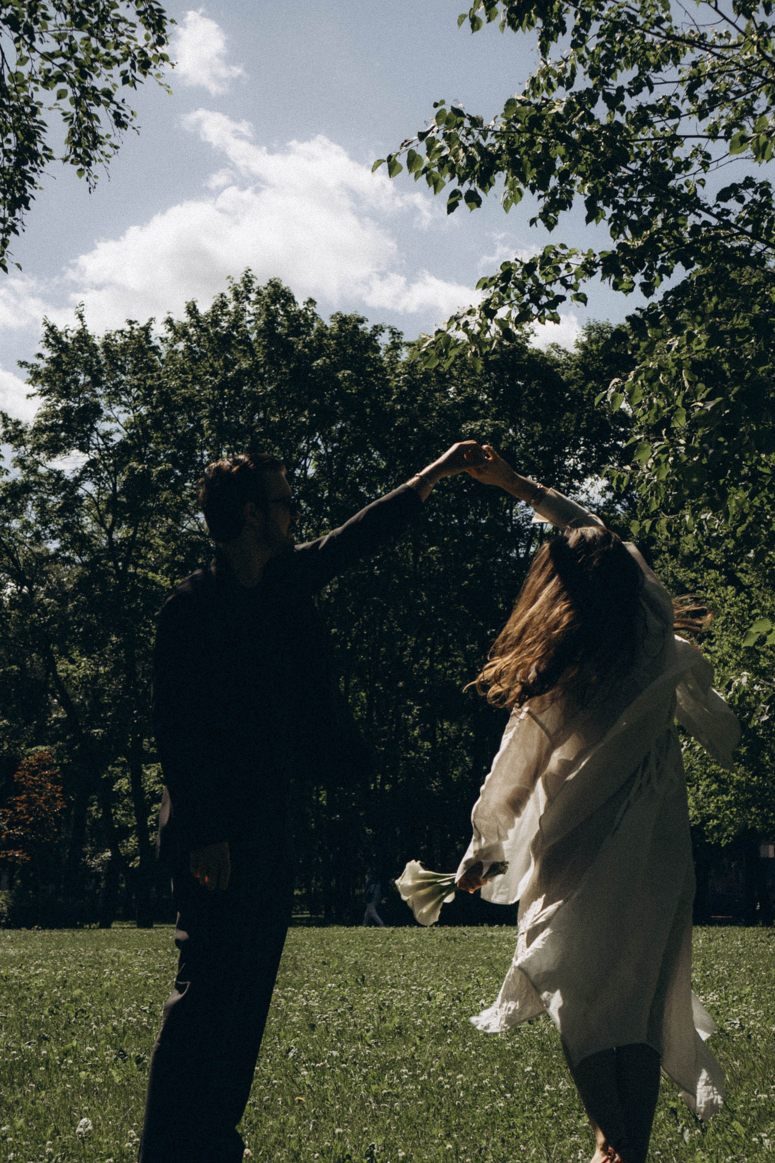 СВАДЕБНАЯ СЬЕМКА В ПАРКЕ ПОБЕДЫ И ПРОГУЛКА ПО МОСКОВСКОМУ ПРОСПЕКТУ. Профессиональный фотограф, Санкт-Петербург — Виктория Богомолова