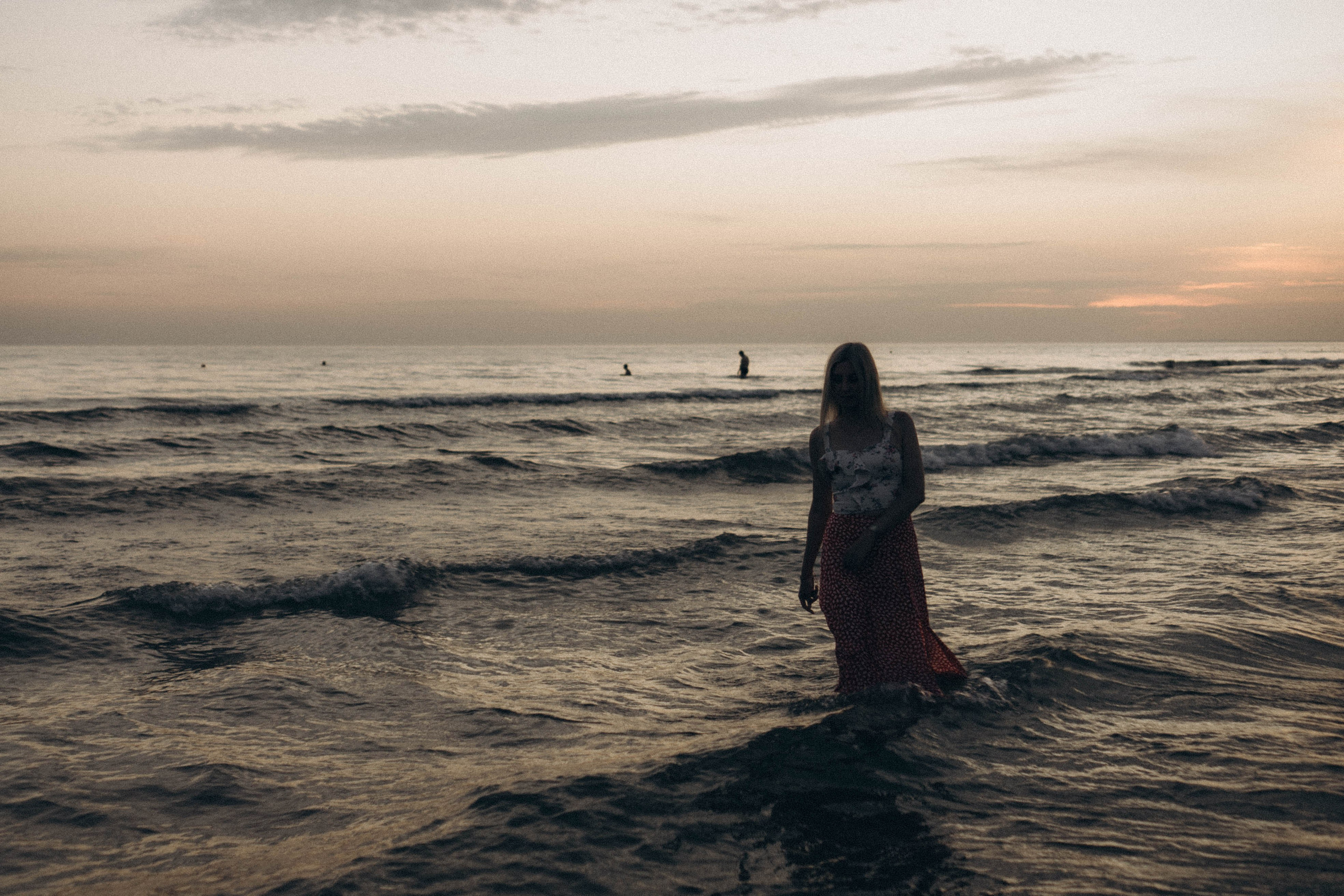 Июльский вечер на берегу черного моря. Профессиональный фотограф, Санкт-Петербург — Виктория Богомолова