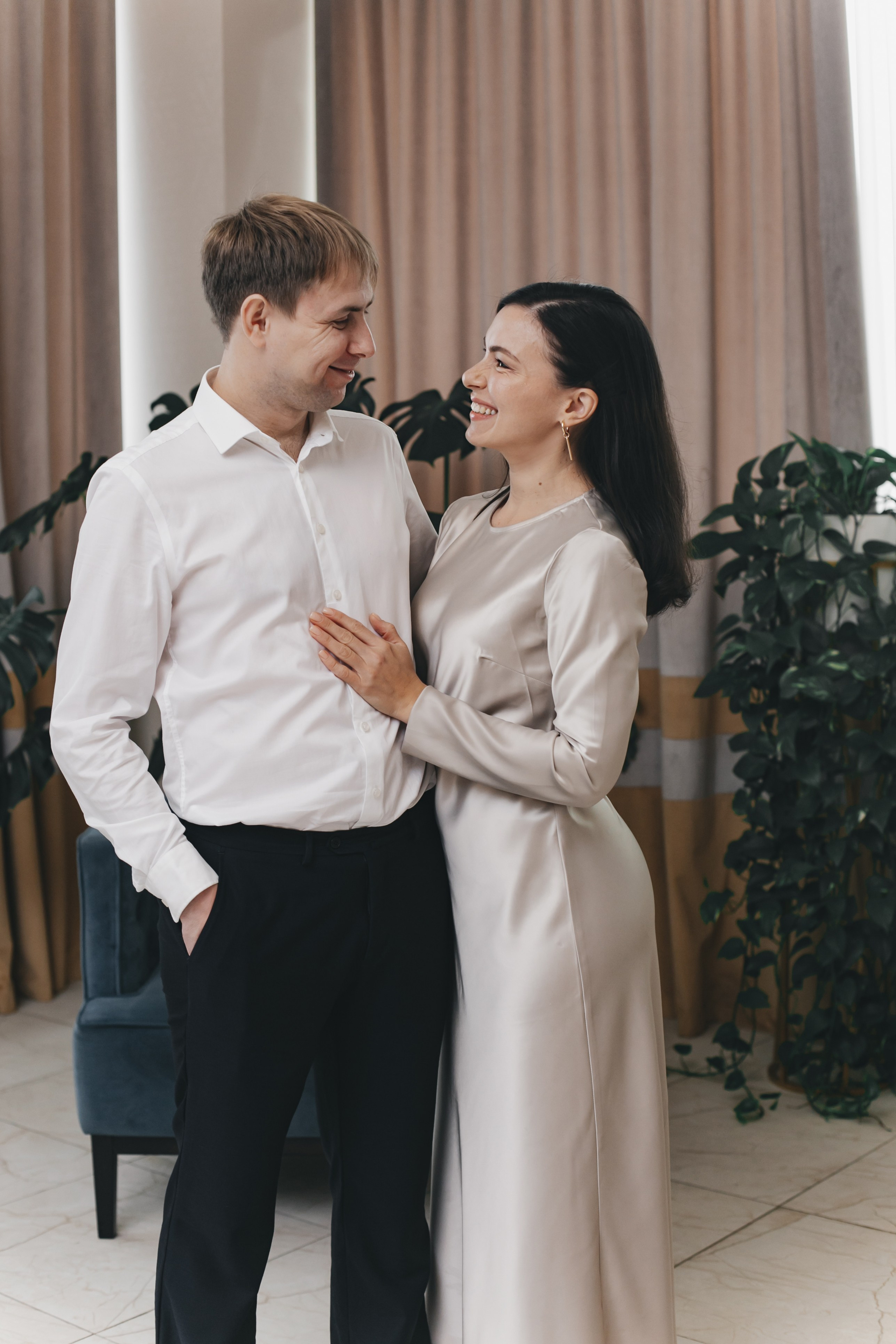 Анонс Артём и Аида, Савёловский отдел ЗАГС, прогулка ул. Бутырская, свадебная фотосъёмка «Кросс Студио», зал «Вега». Фотограф и свадебный фотограф в Москве