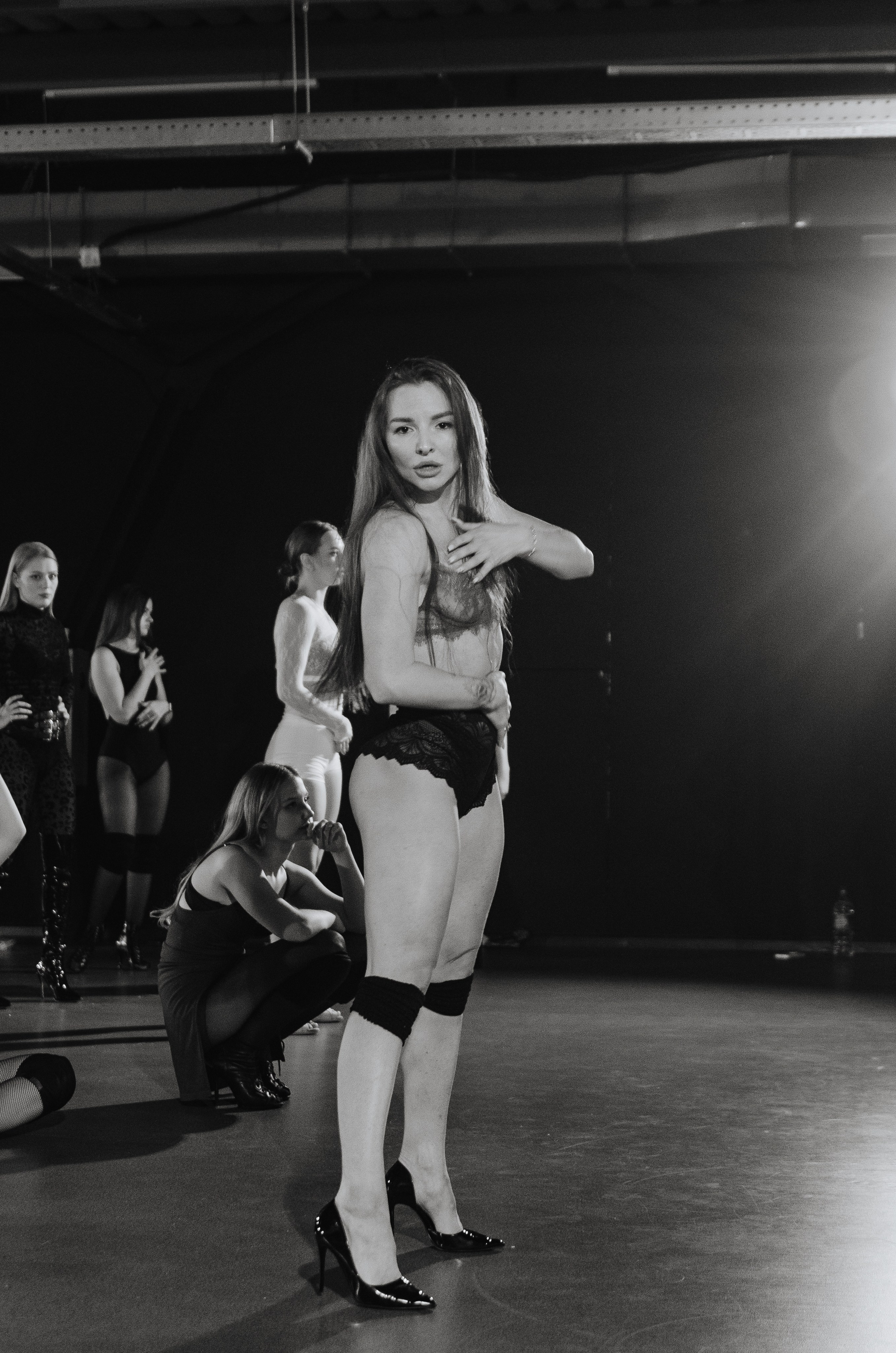 Мастер-классы по High Heels/Girly hip-hop от Оксаны ATTA. Денисова Аля — фотограф для парных съемок и индивидуальных историй в Барнауле