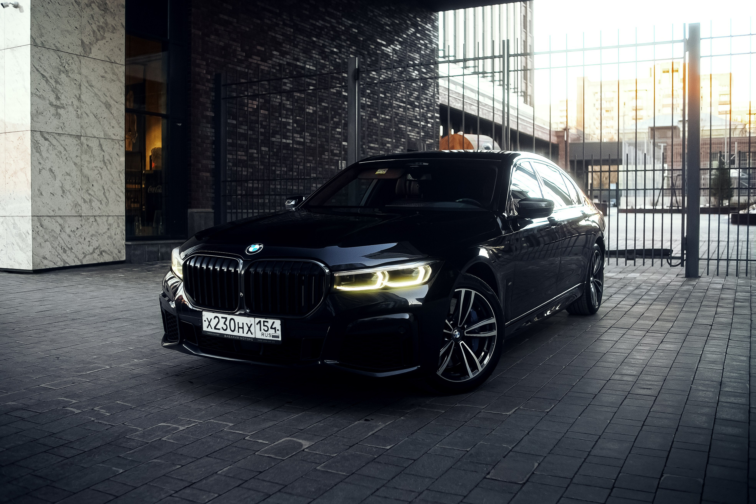 BMW 760Li. Фотограф в Новосибирске Владислав Унтерберг