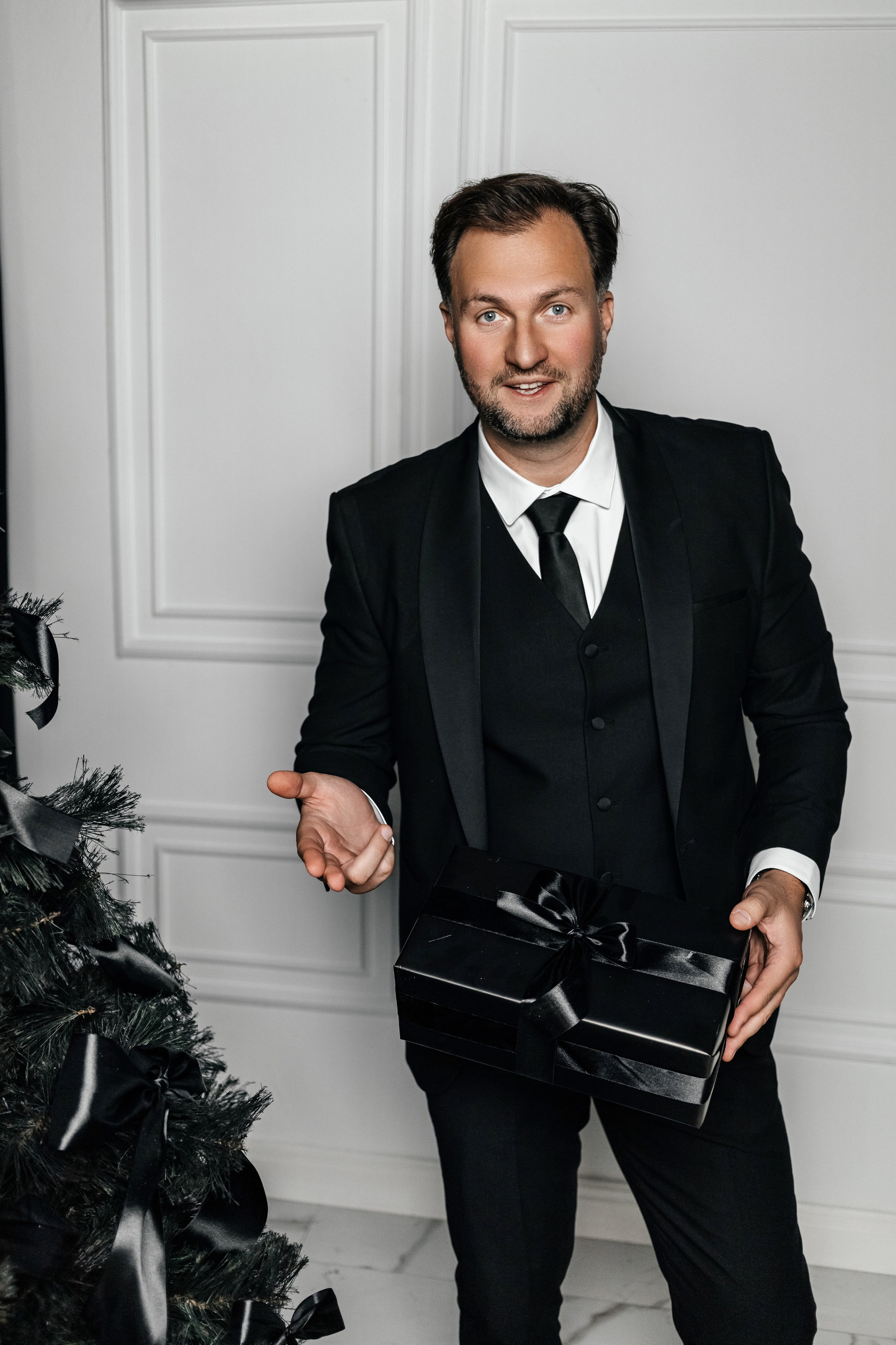 Бизнес-портрет для ведущего мероприятий. КОНТЕНТ ФОТОГРАФ