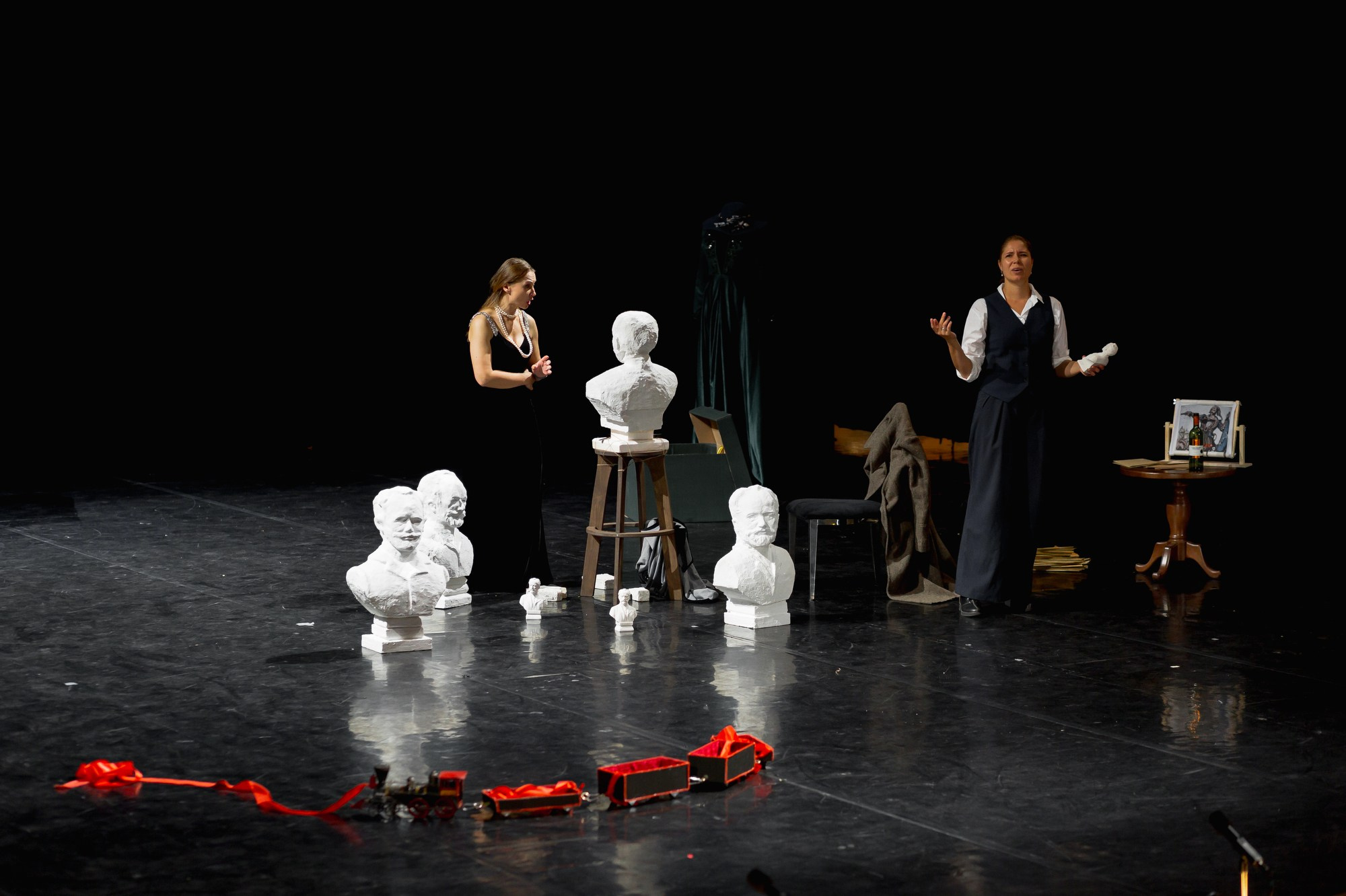 Спектакль Приглушенные голоса в Театре Эрмитажа (+репетиция). Семейный и портретный фотограф в Санкт-Петербурге Андрей Воробьев